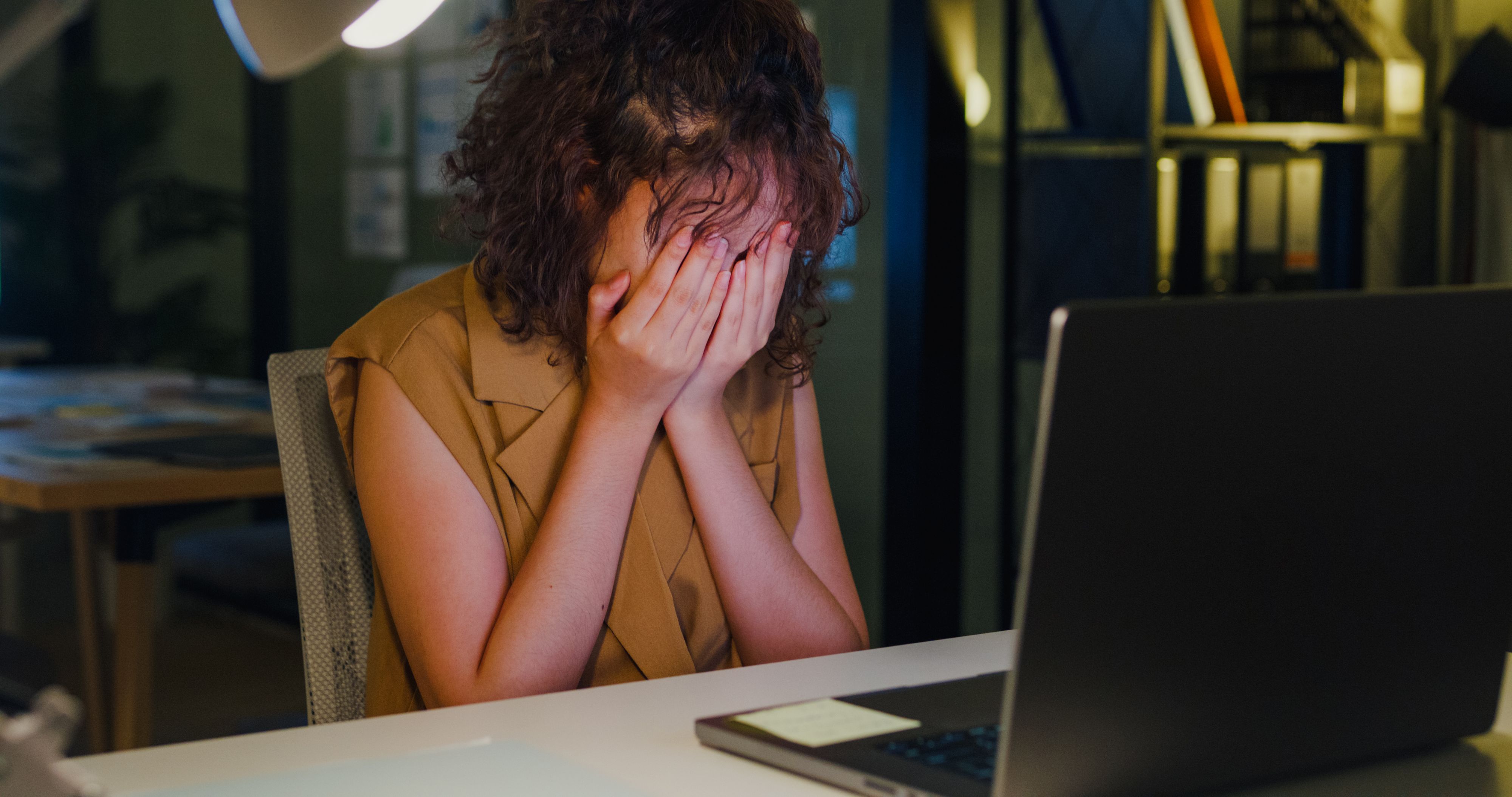 Mehr als die Hälfte der Befragten hat wegen der Arbeit schon einmal geweint.