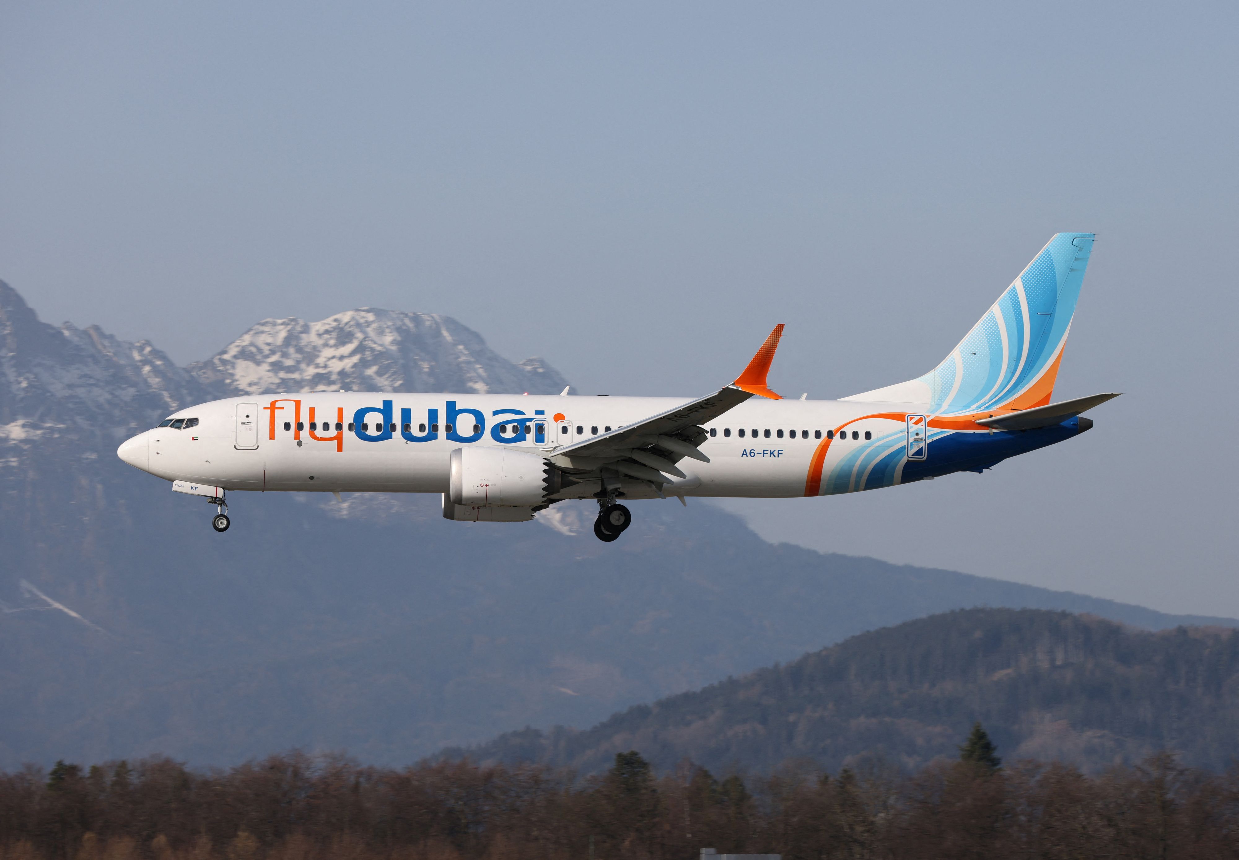Nur knapp entgingen 174 Passagiere einem möglichen Anschlag. Ein Co-Pilot aus dem Oman soll versucht haben, die Boeing in seine Gewalt zu bringen.