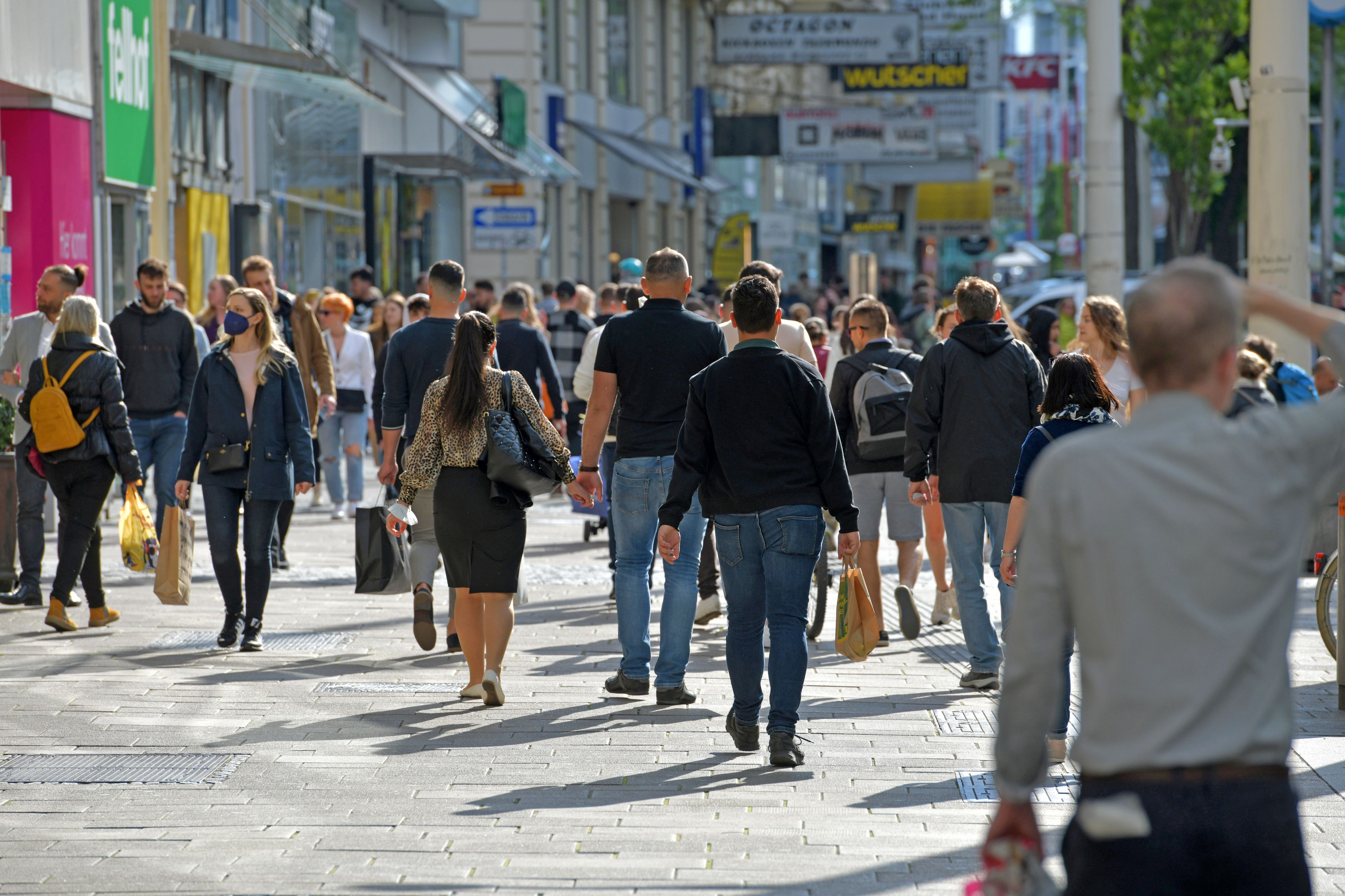 Mit Oktober treten in Österreich zahlreiche gesetzliche Neuerungen in Kraft.