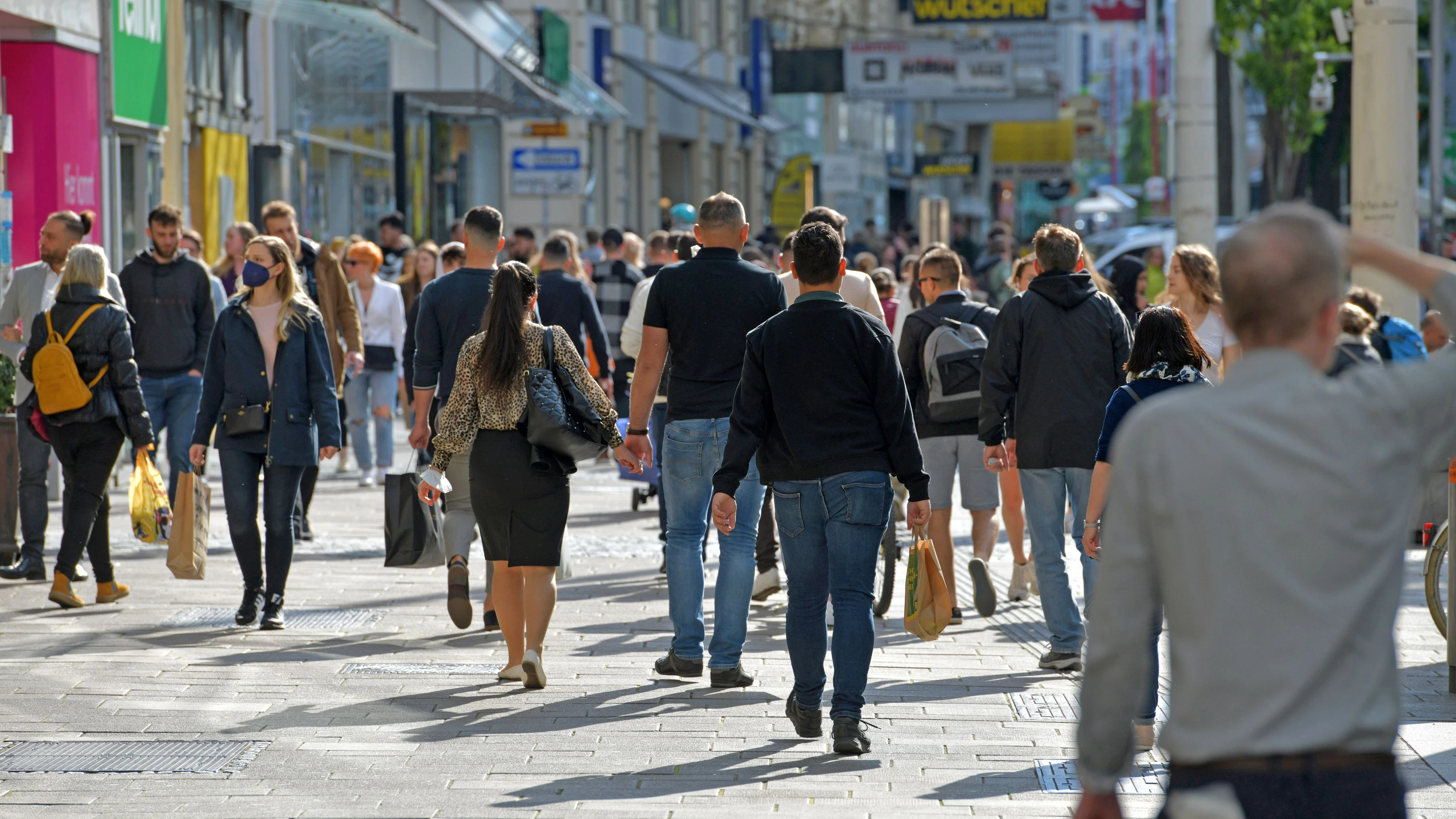Mit Oktober treten zahlreiche gesetzliche Neuerungen in Kraft.