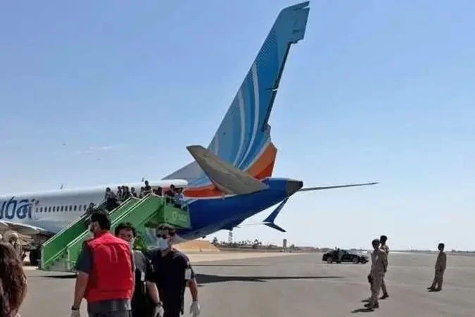 Die Boeing wurde bei dem Zwischenfall erheblich am Leitwerk beschädigt