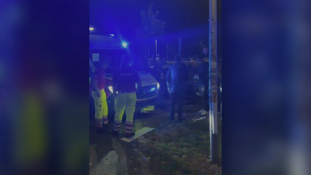 Der 63-Jährige verletzte durch die Kollision nicht nur sich selbst, sondern auch zwei weitere Personen.