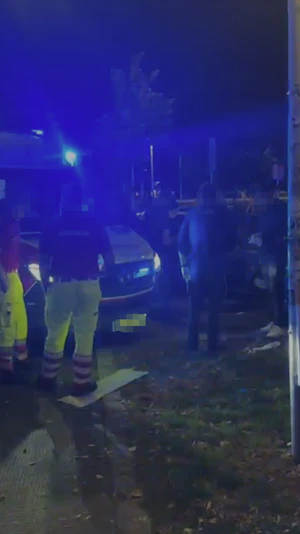 Alko-Lenker verursacht Unfall in Wien: Drei Verletzte nach Kollision auf der Hütteldorfer Straße, 1,5 Promille laut Polizei gemessen.