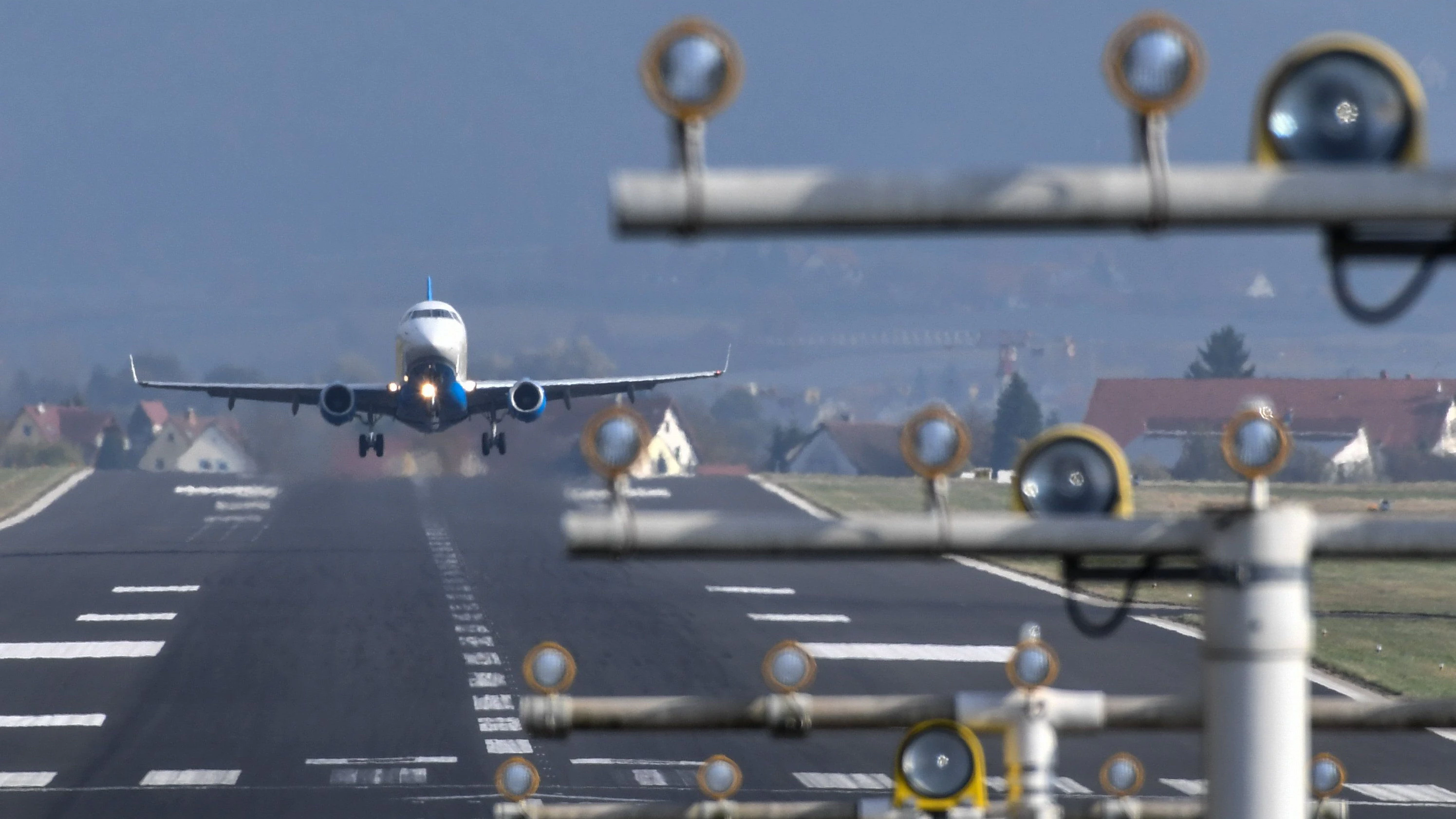 Zu dem Vorfall kam es am Bodensee-Airport in Friedrichshafen.