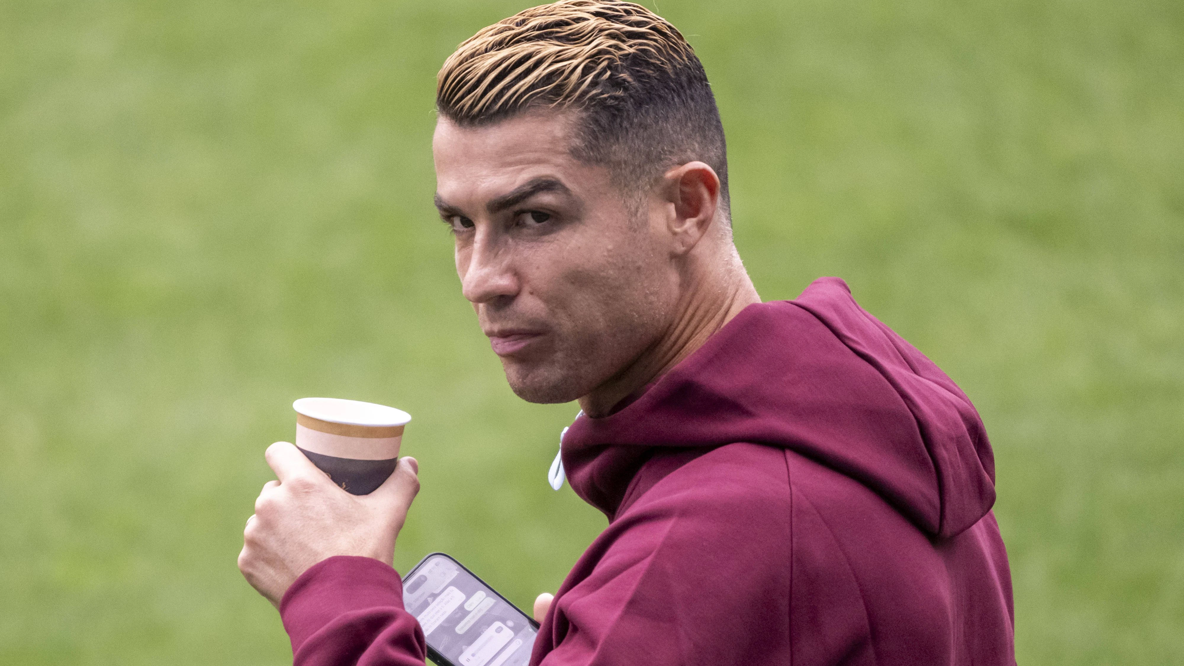 MALMÖ 2026-09-29 Portuguese national soccer player Cristiano Ronaldo seen during Portugal s team training session at Eleda Stadium in Malmo, Sweden on Sept. 29, 2026. Portugal will face Denmark in a Nations League match in Copenhagen on Thursday, but the team is based in Malmo. MALMÖ SWEDEN x50090x *** MALMÖ, Sept. 29, 2026  Portuguese national soccer player Cristiano Ronaldo is seen during Portugals team training session at Eleda Stadium in Malmö, Sweden, on Sept. 29, 2026. Portugal will face Denmark in a Nations League match in Copenhagen on Thursday, but the team is based in Malmö, Sweden. MALMÖ, SWEDEN x50090x PUBLICATIONxNOTxINxDENxNORxSWExFIN Copyright: xJohanxNilssonx/xTTx SWEDEN SOCCER PORTUGAL NATIONAL TEAM