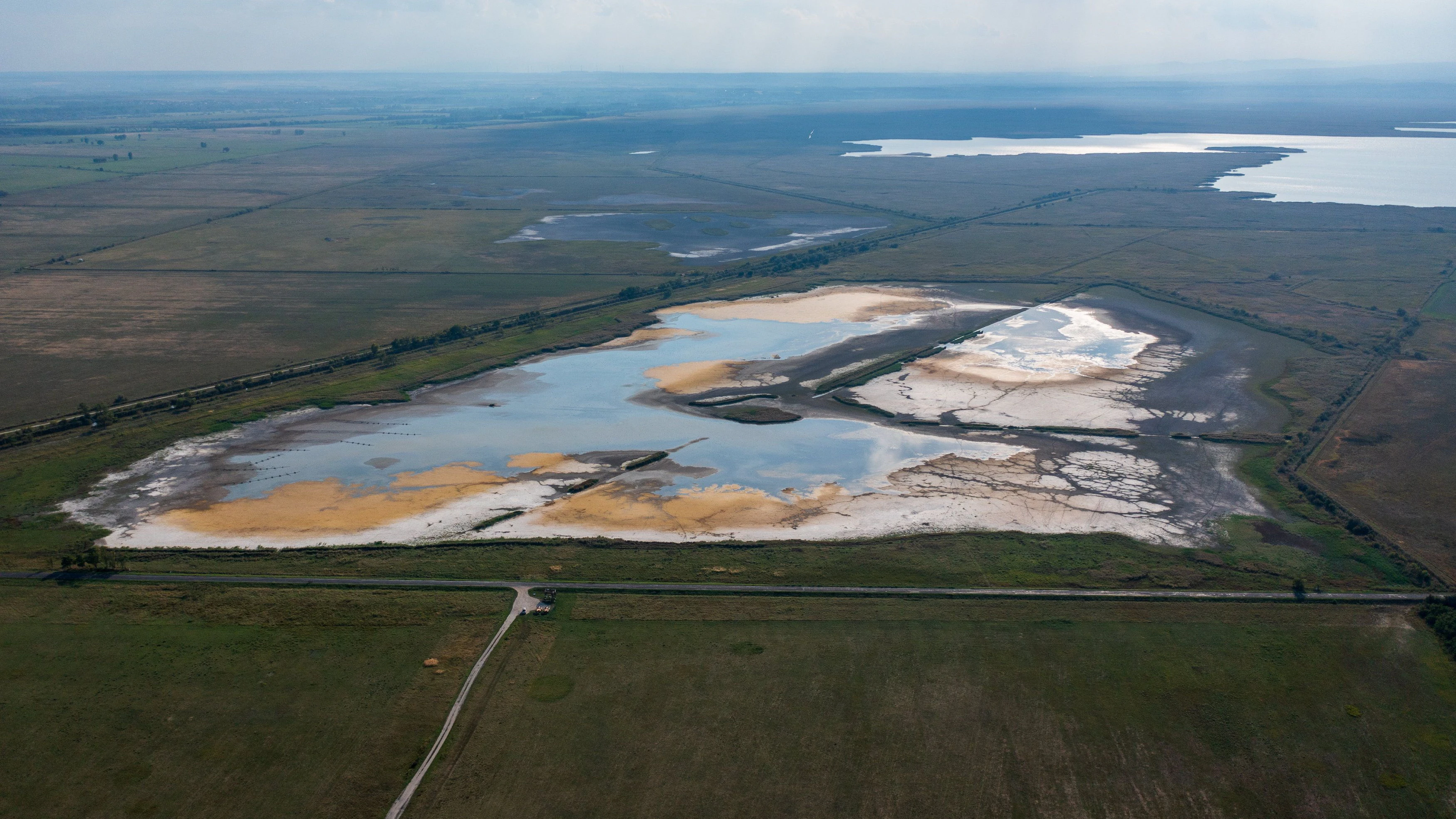 Der Neusiedlersee kratzt am historischen Tiefstwert.