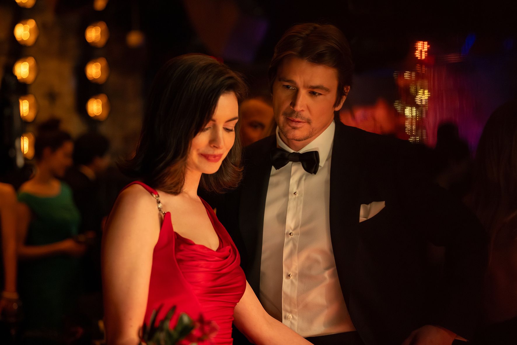 Anne Hathaway und Josh Hartnett spielen im Thriller 