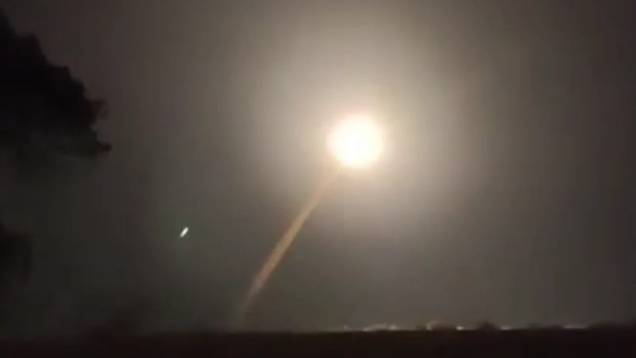 Ukraines Präsident Wolodymyr Selenskyj machte den ersten Kampfeinsatz der ballistischen Rakete FP-7 am 1. Oktober öffentlich.