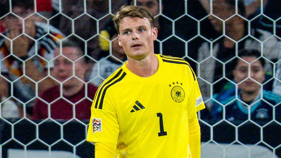 Bayern-Star Jonas Urbig gibt sein DFB-Debüt, das kostet die Bayern eine stolze Summe. 