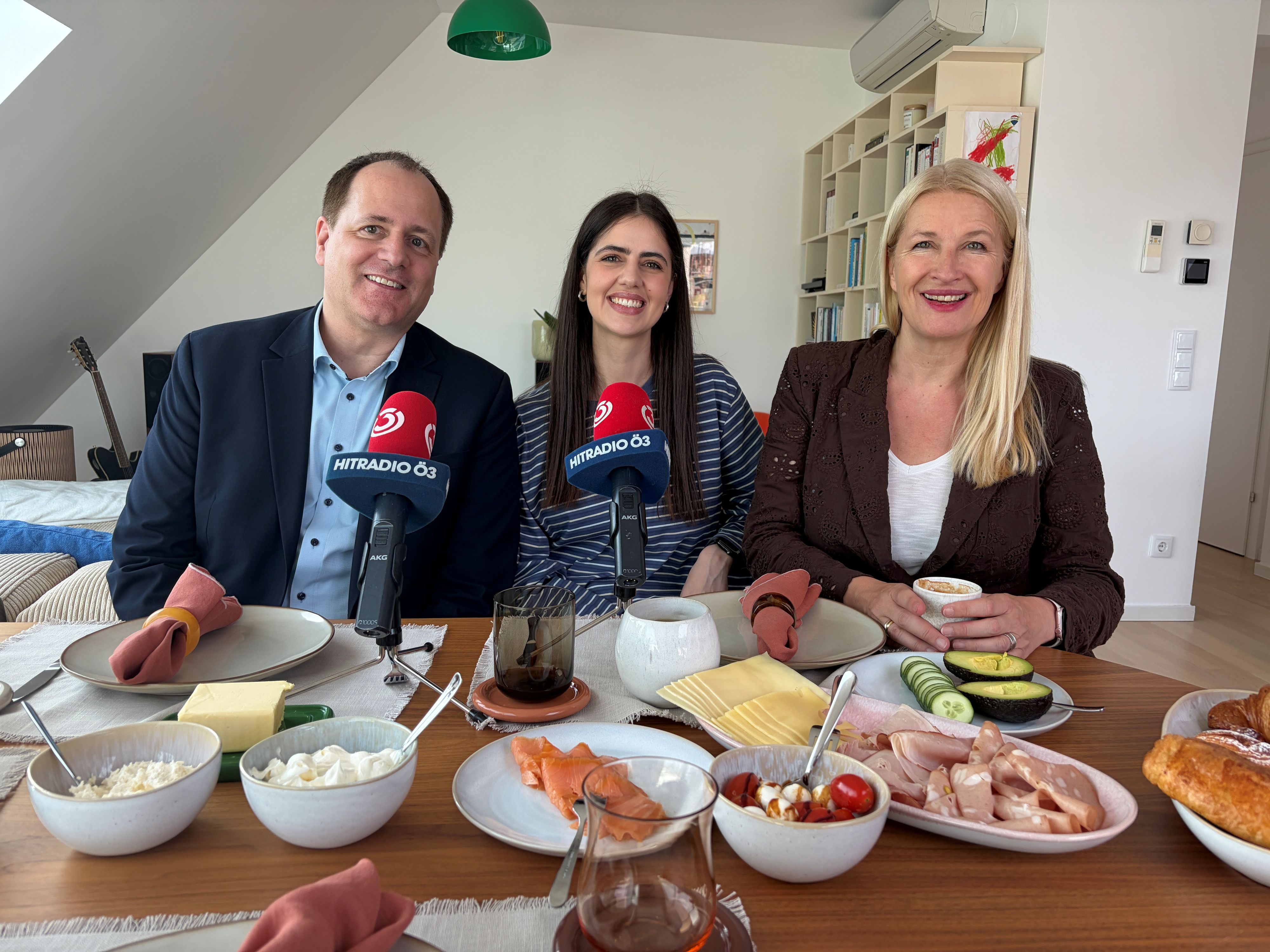 Kabarettist Stefan Haider ist mit Tochter Mirjam zu Gast bei Claudia Stöckls 