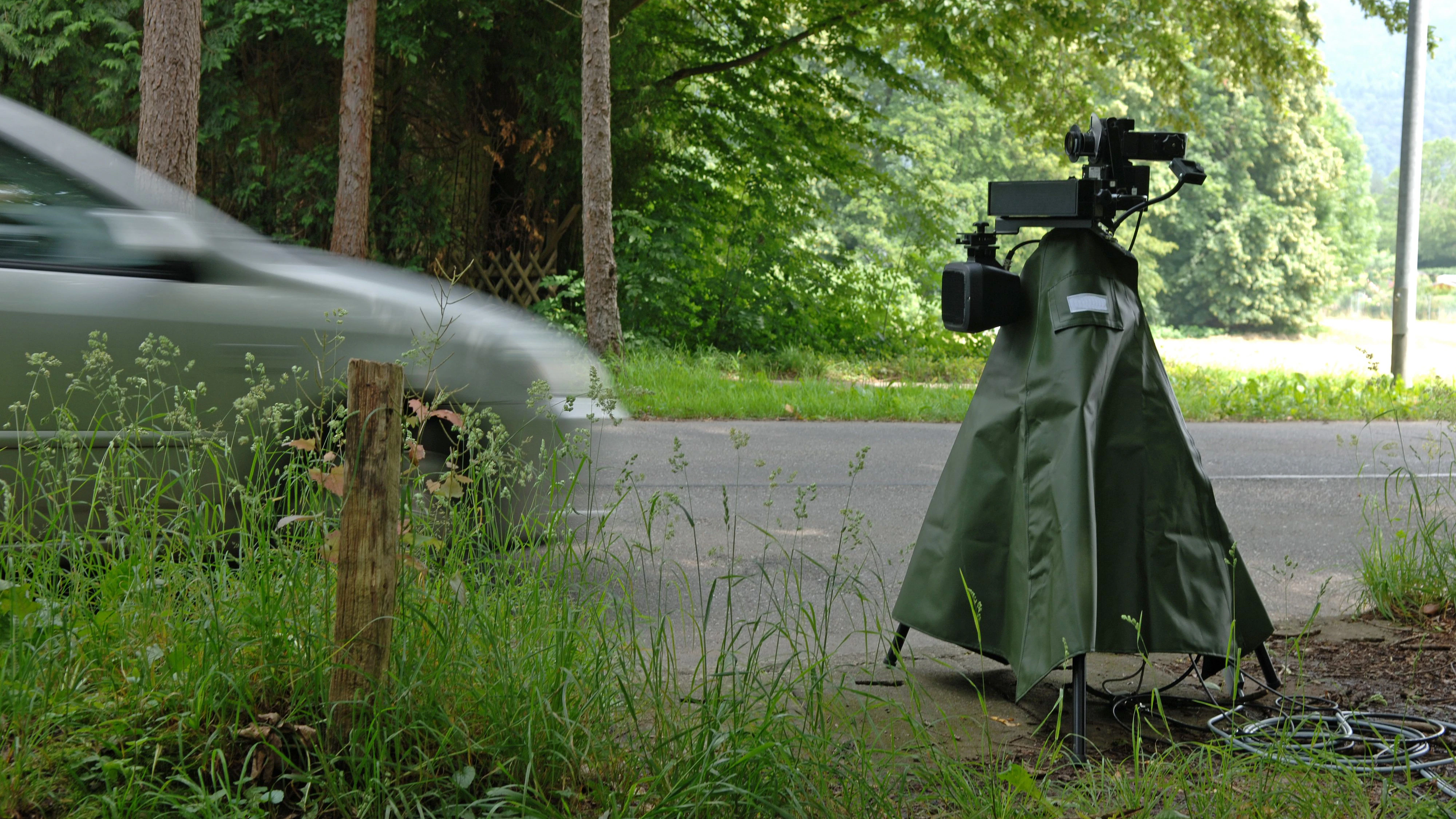 Heute.at - Radar erkennt vier Verkehrsverstöße mit je 135 € Strafe