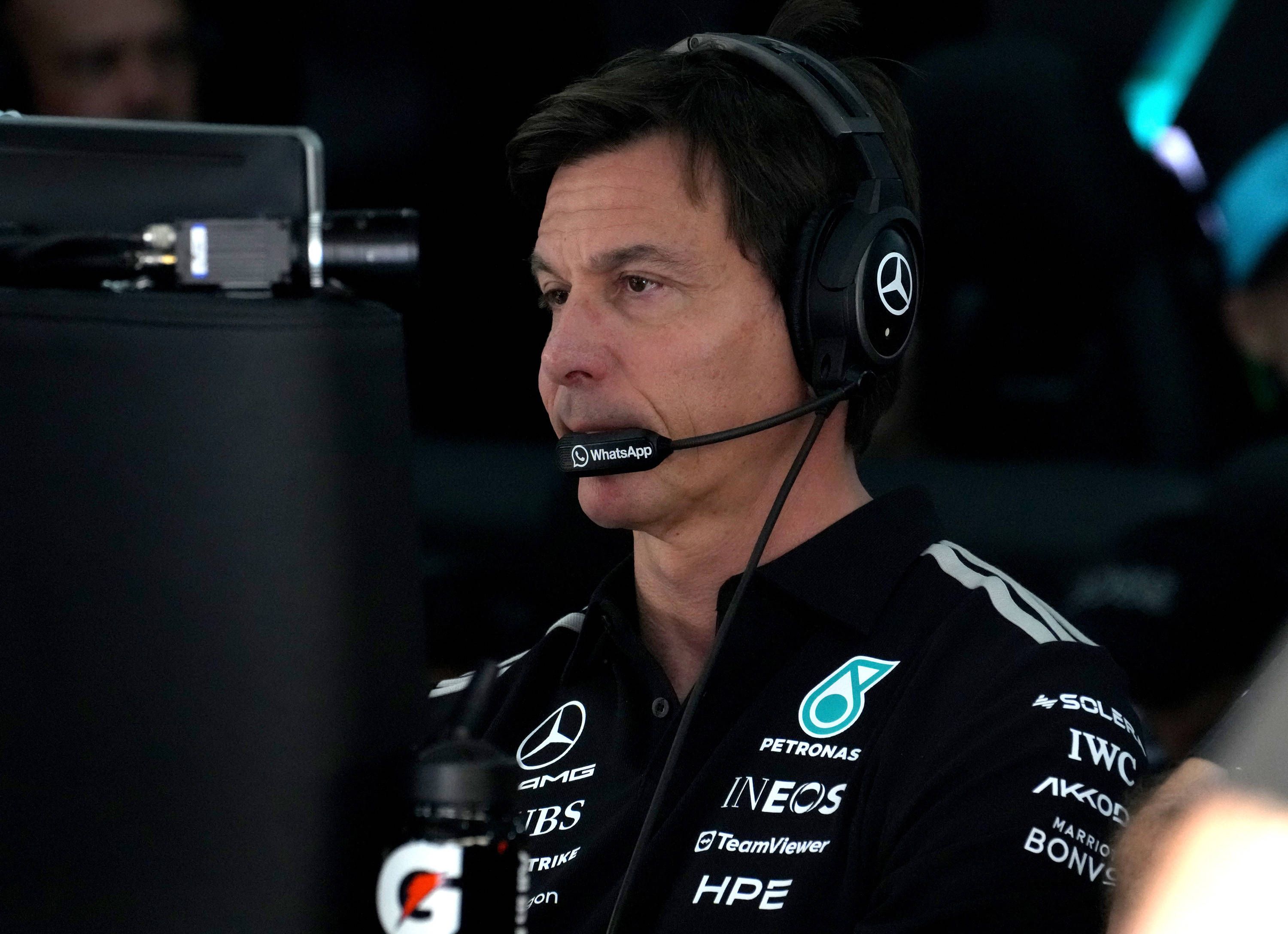 Mercedes-Teamchef Toto Wolff zeigt sich besonders frustriert. 