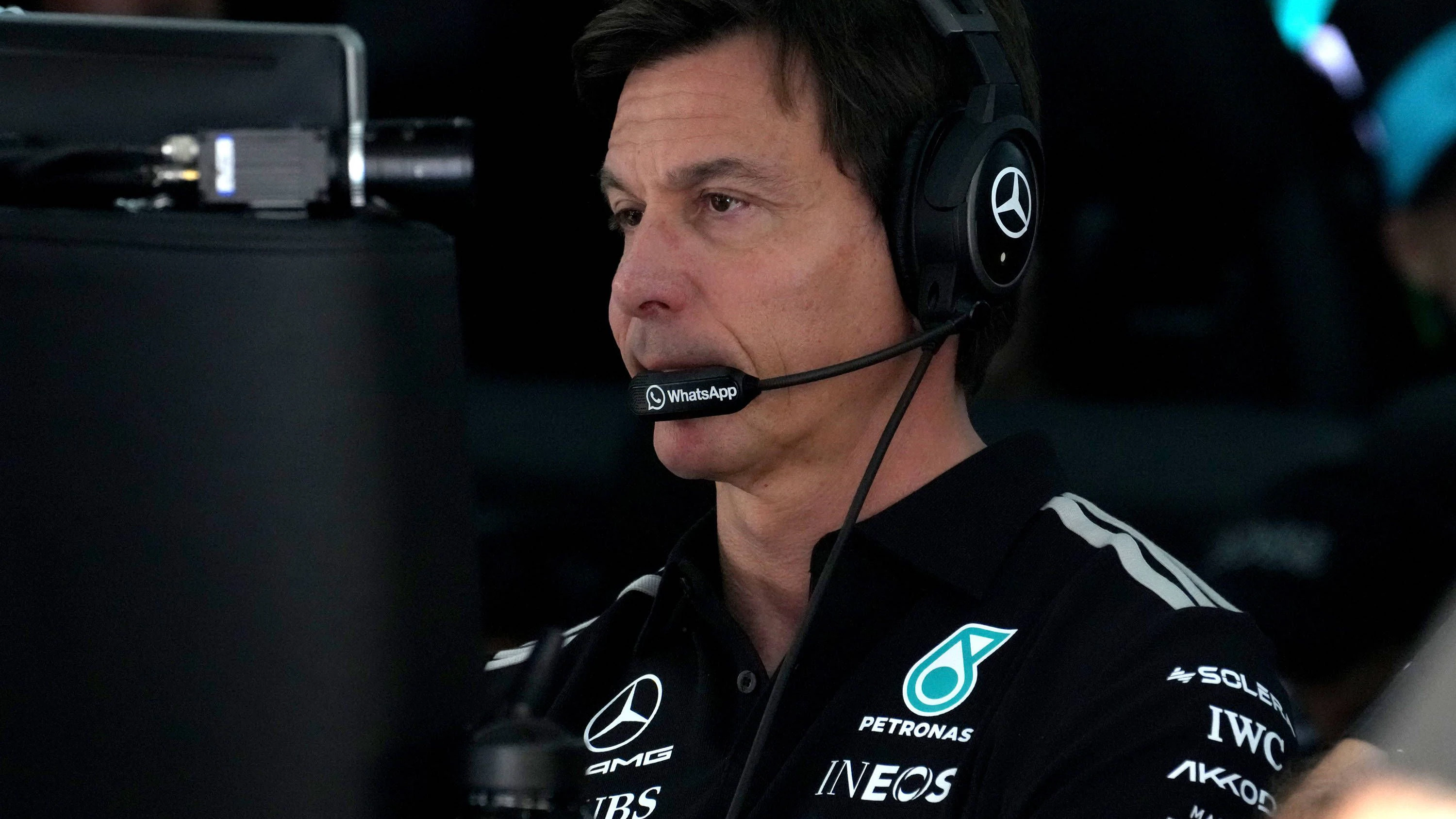 Mercedes-Teamchef Toto Wolff zeigt sich besonders frustriert. 