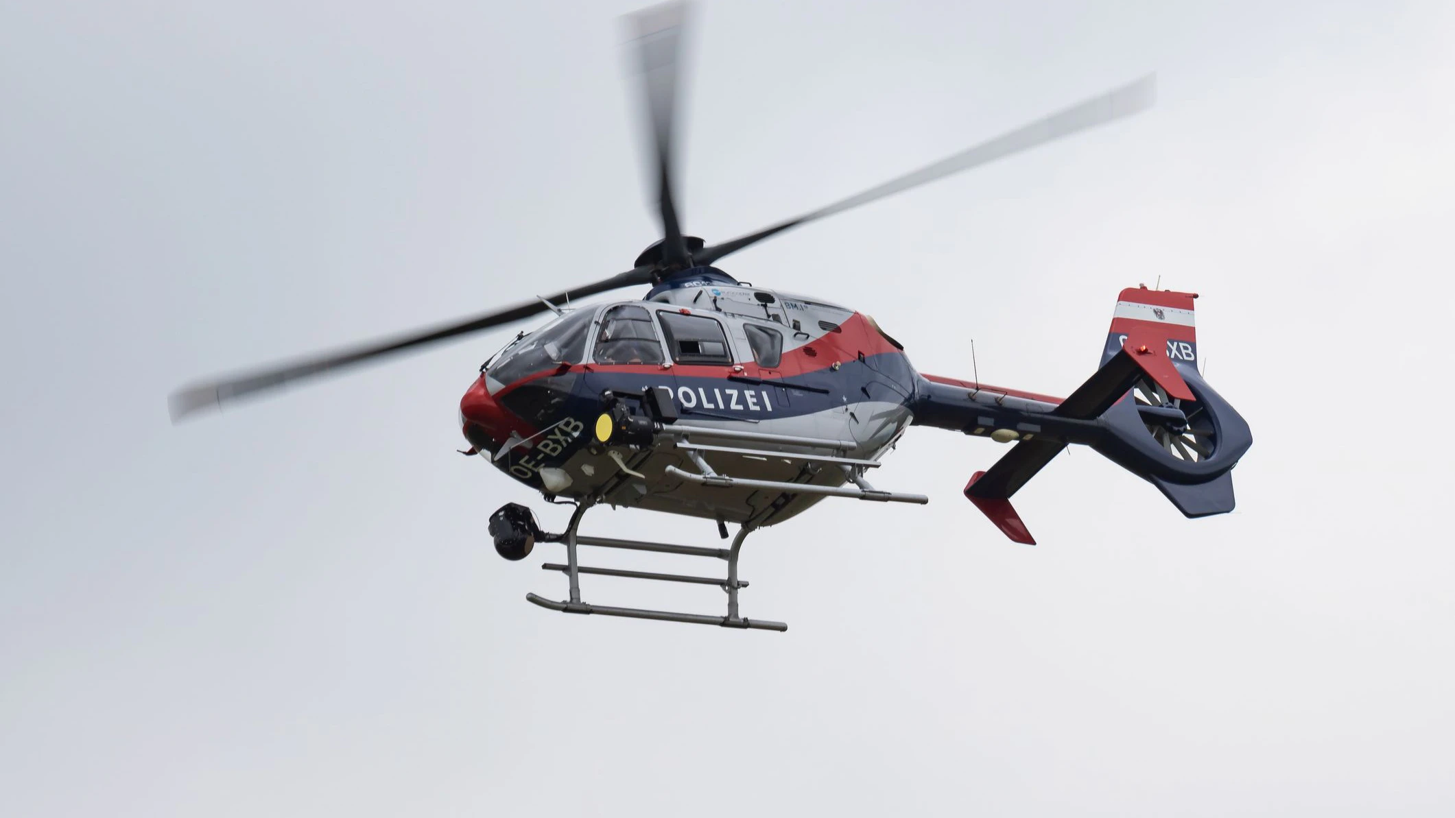 Heute.at - Zeugen schlagen Alarm – Wanderer stürzt 60 Meter in Tod