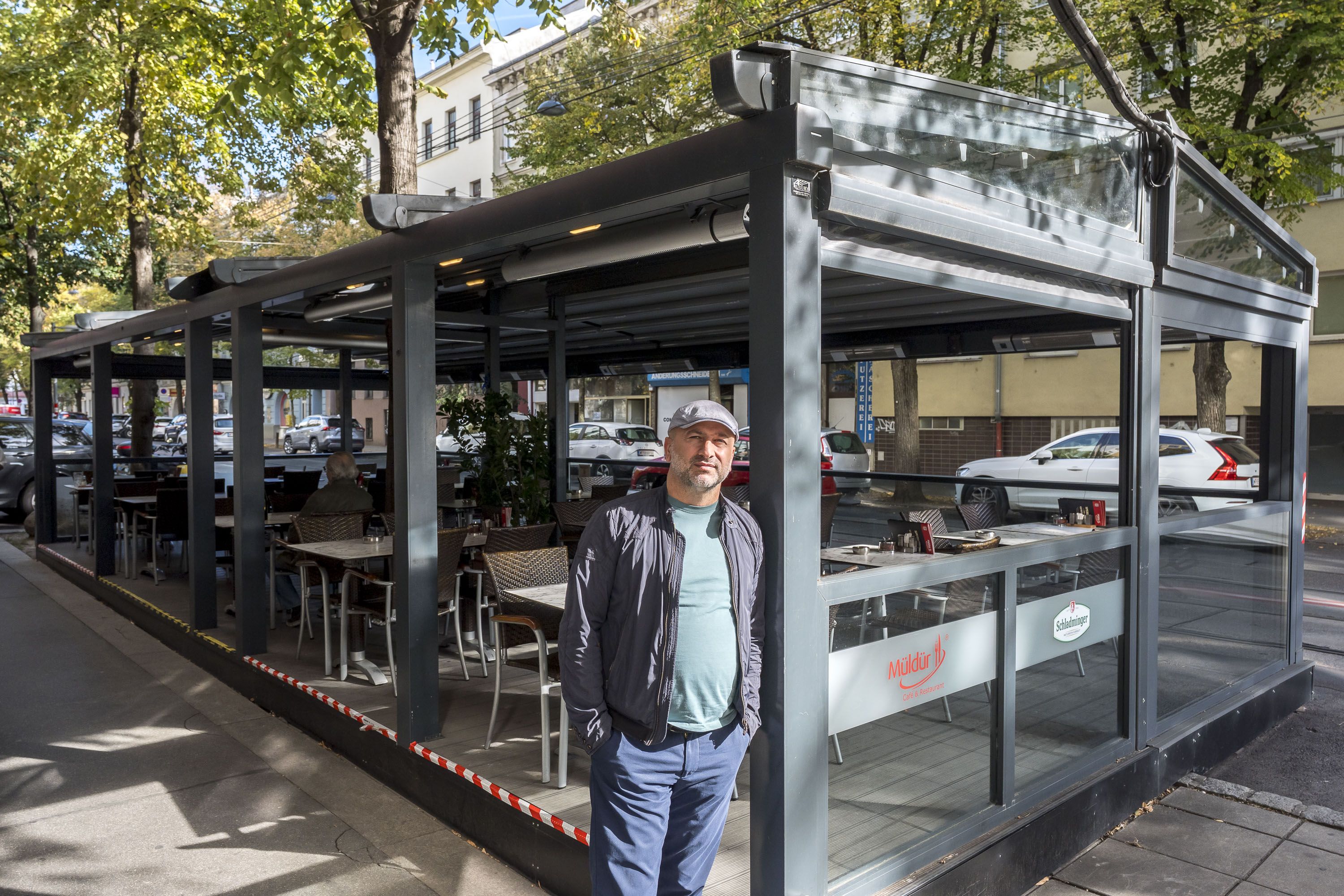 Murat Müldür muss seinen Wintergarten abbauen – die Konstruktion mit Pergola war nicht genehmigt.