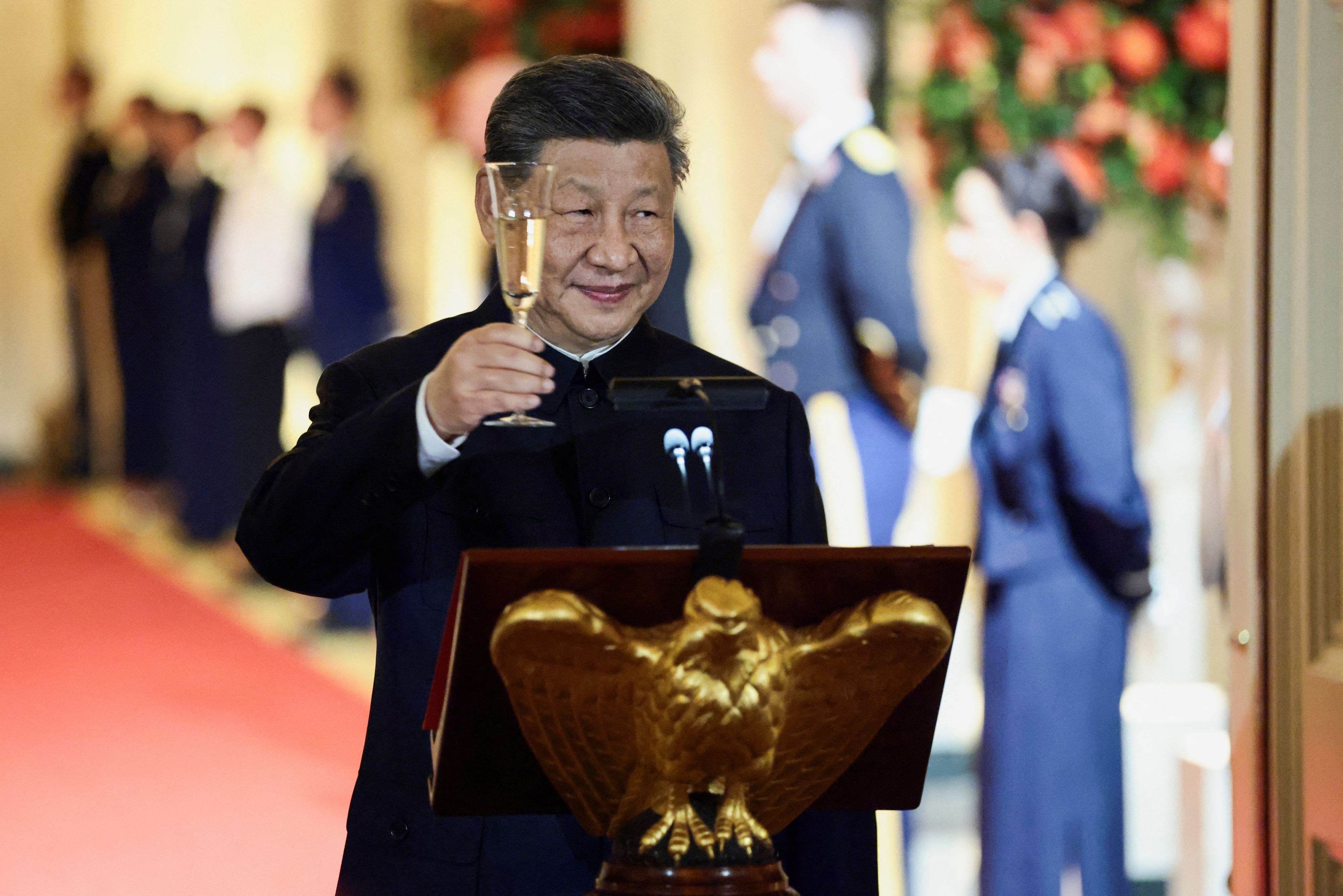 Heute.at - Wackelig und müde: Wie krank ist Chinas starker Mann?