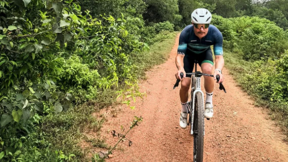 Valtterie Bottas wählte eine spezielle Reise-Methode. 
