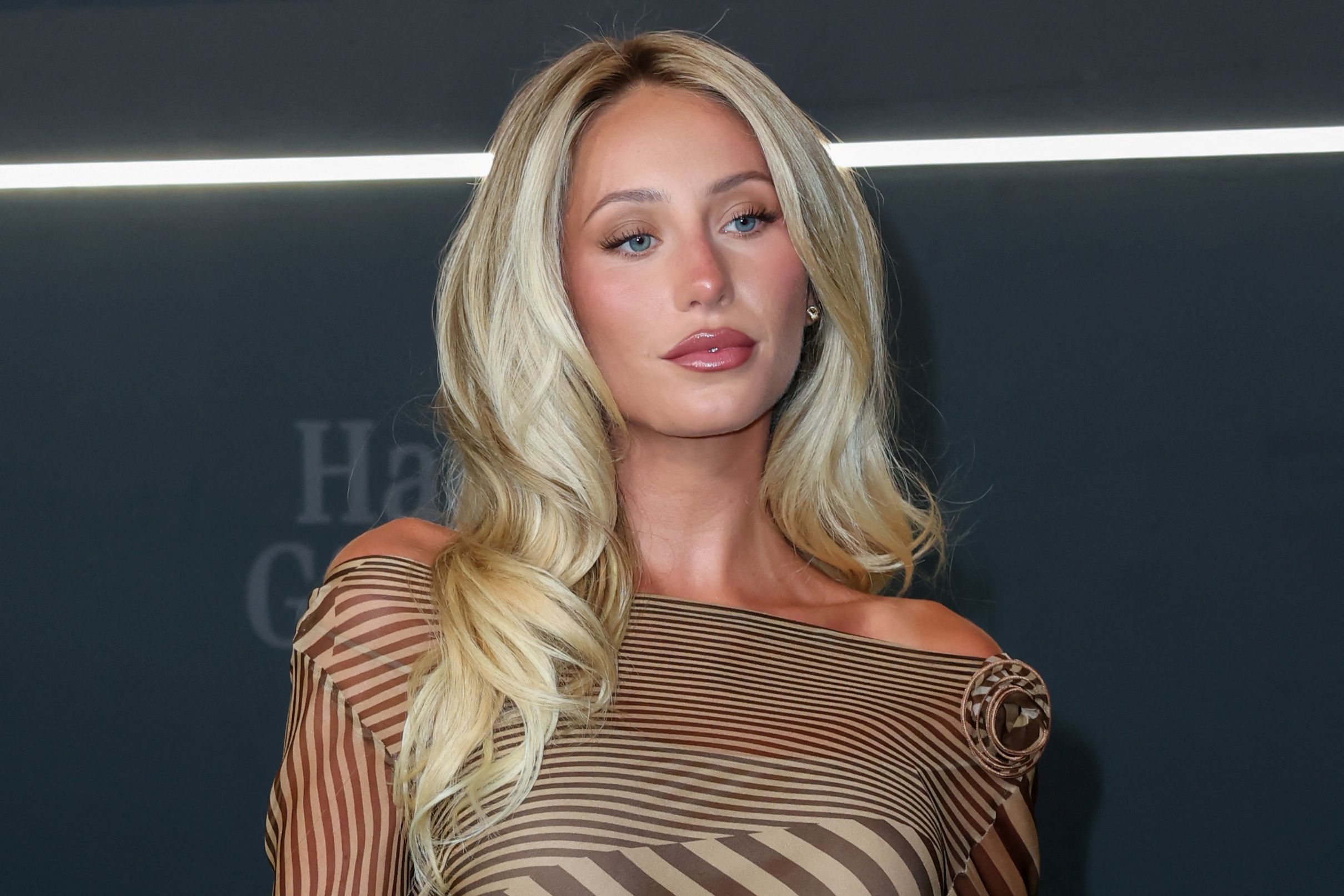 Mit einem überraschenden Geständnis sorgt Influencerin Alix Earle (25) jetzt für ungläubige Reaktionen.