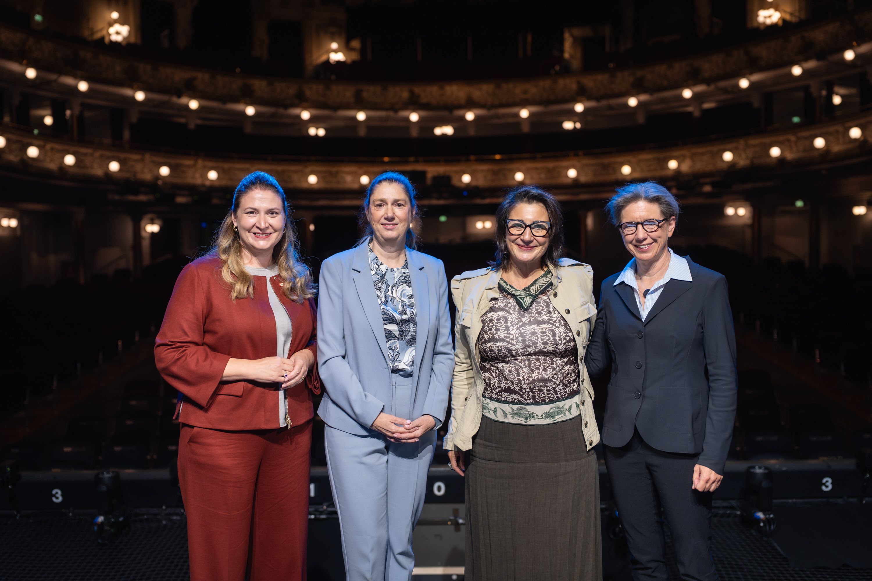 Vizebürgermeisterin Barbara Novak, neue VBW-Chefin Andrea Pier, Kulturstadträtin Veronica Kaup-Hasler, Wien-Holding-GF Karin Ramser