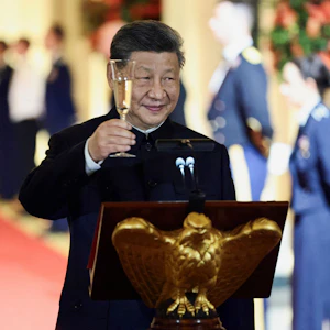 Unsicherer Gang, lange Ruhepausen: Wie krank ist Chinas starker Mann?