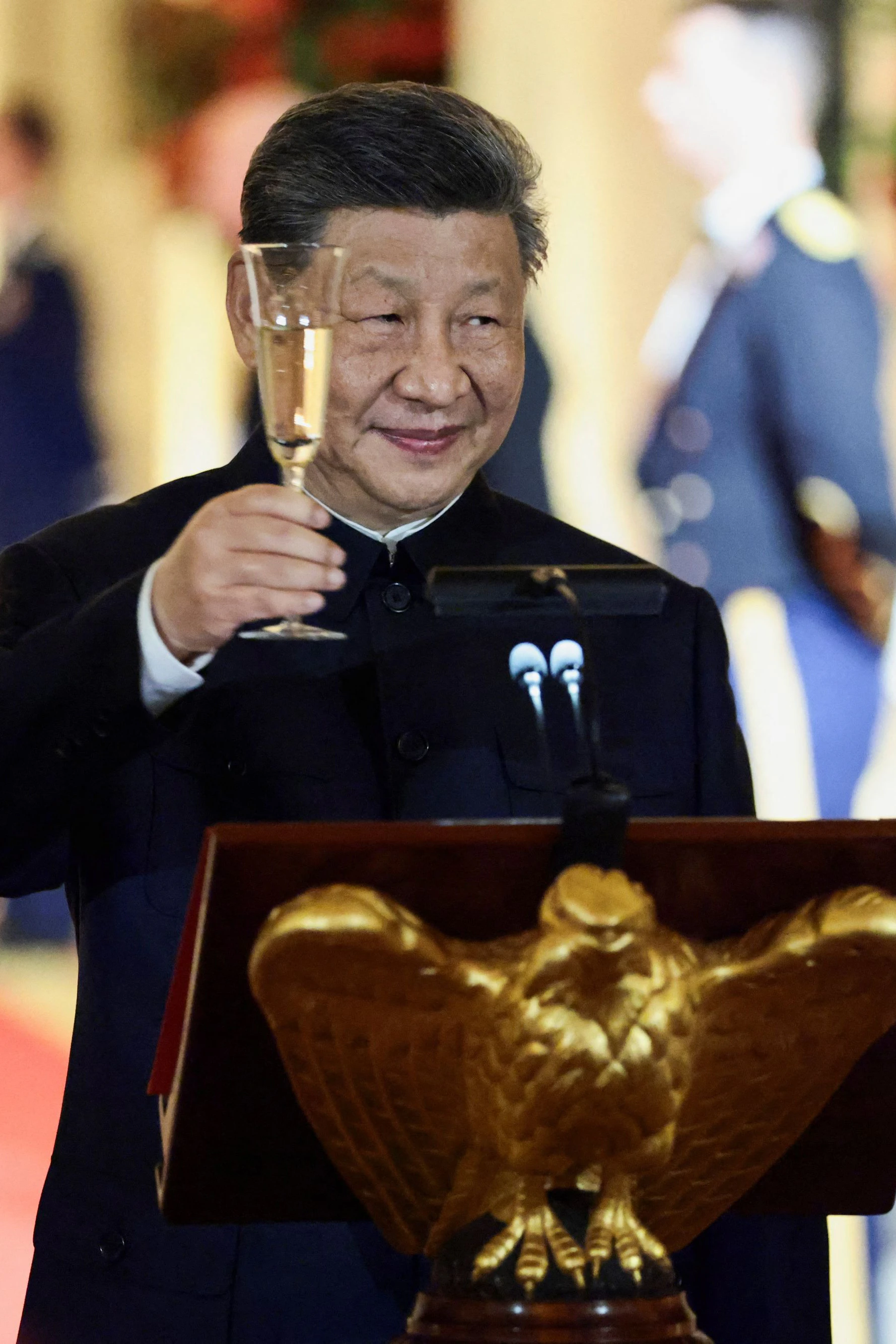 Chinas Präsident Xi Jinping hält eine kurze Ansprache beim Staatsbankett im Weißen Haus. Der Ablauf des Besuchs warf Fragen zu seinem Gesundheitszustand auf