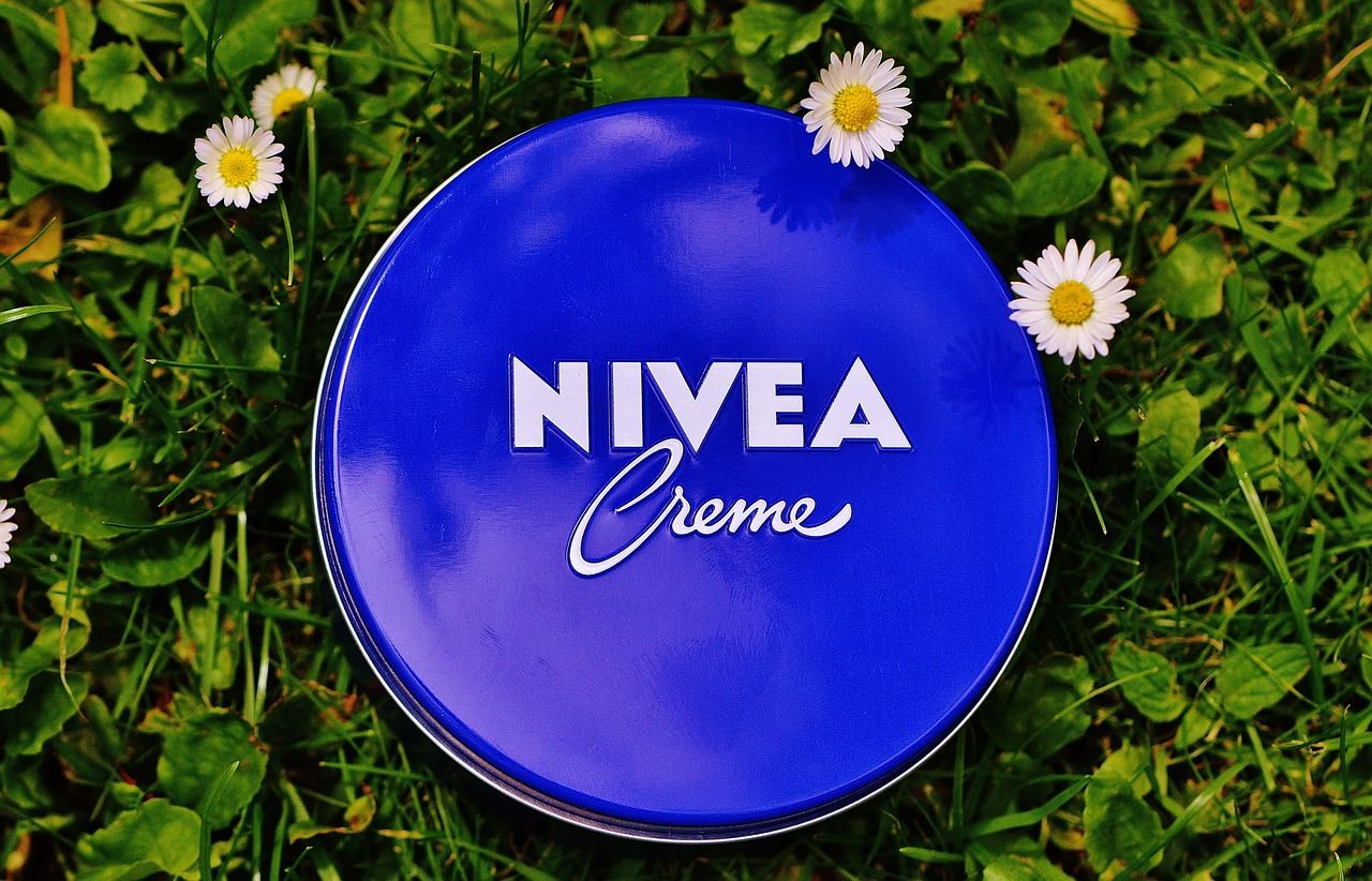 Klassische blaue Nivea-Dose