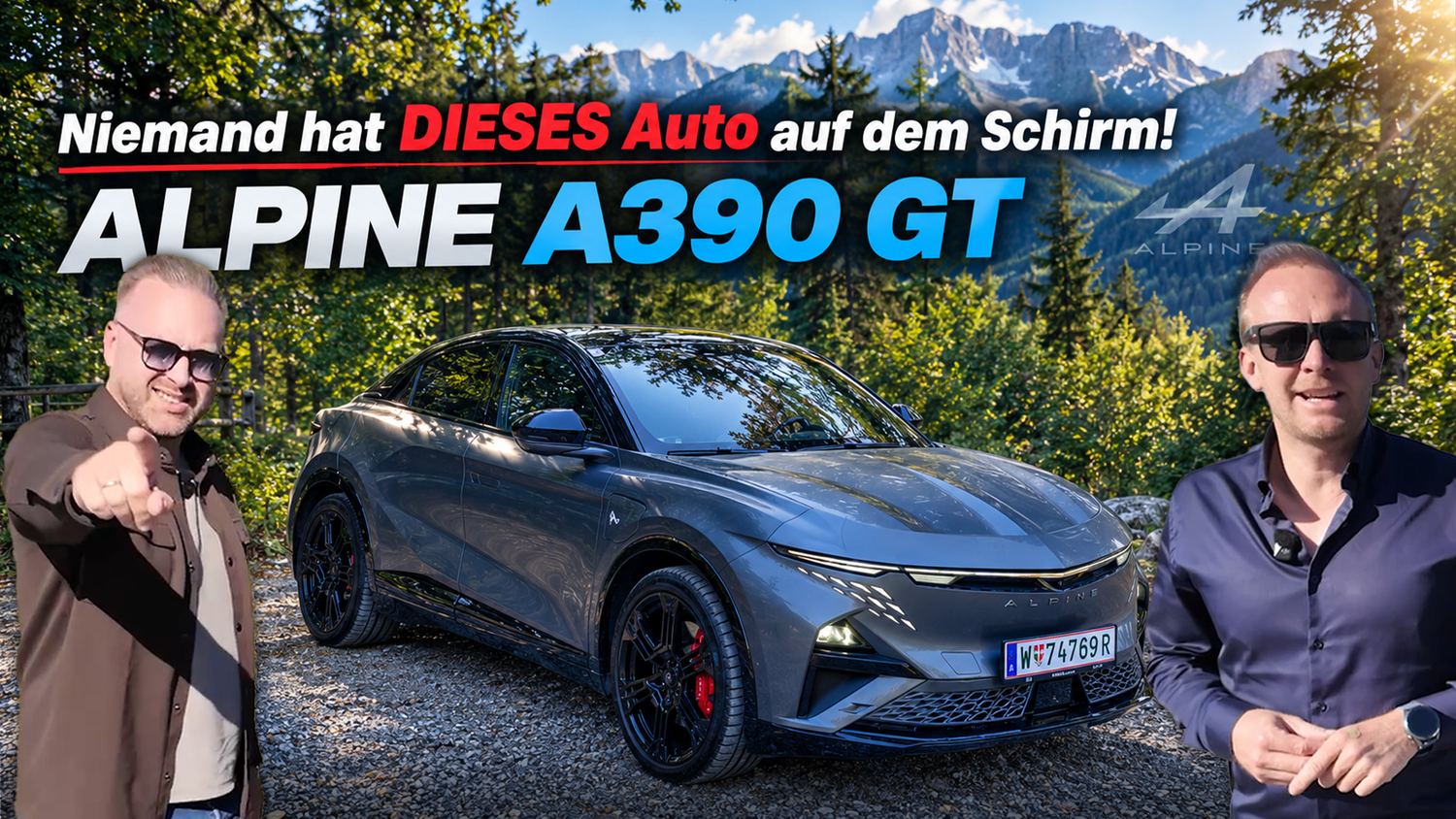 Motor-Ressortleiter Maxim Zdziarski mit Automotive Expert Patrick Breiteneder (re.).