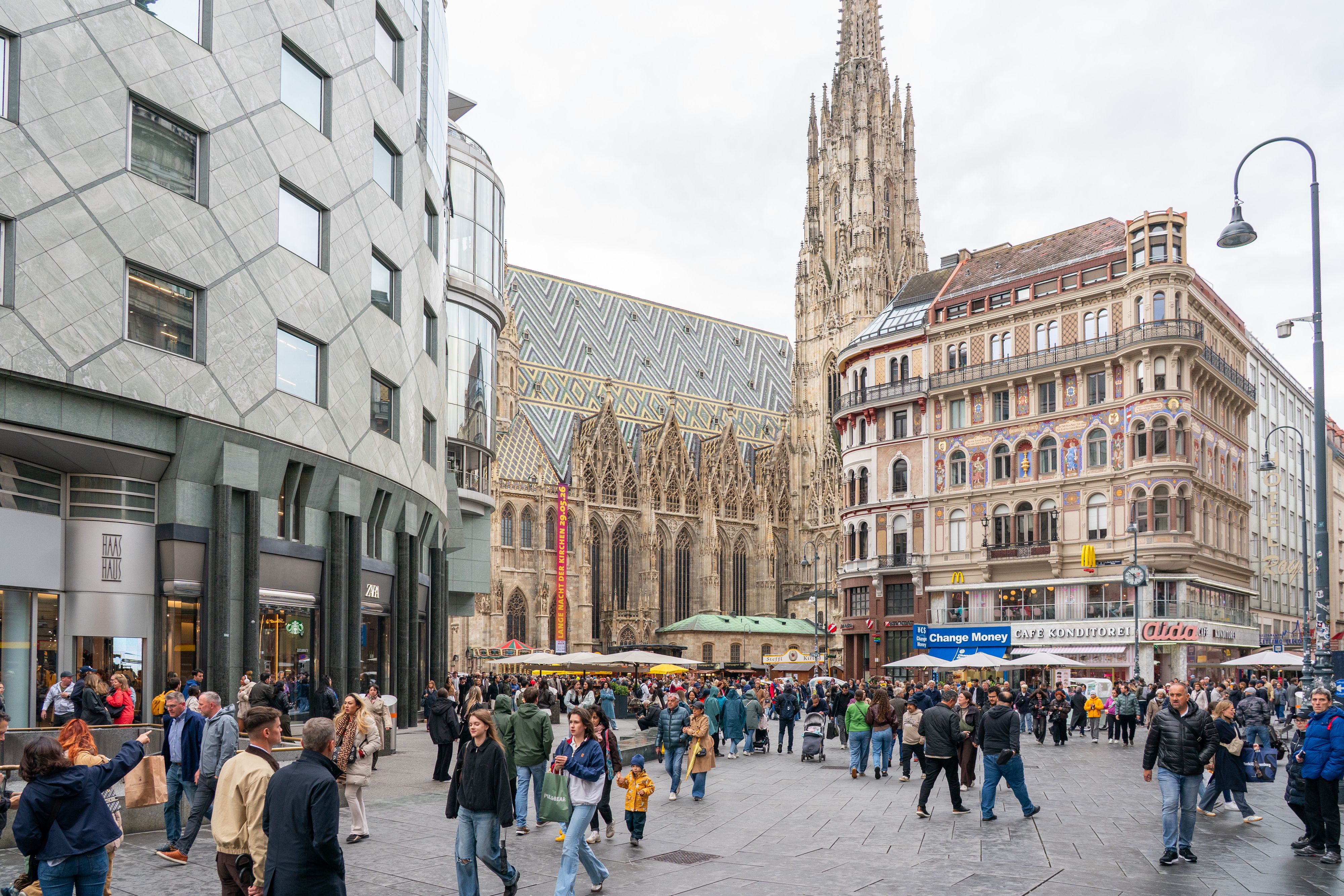 Der Stephansdom führt im Oktober Sicherheitsmaßnahme für Reisegepäck ein.