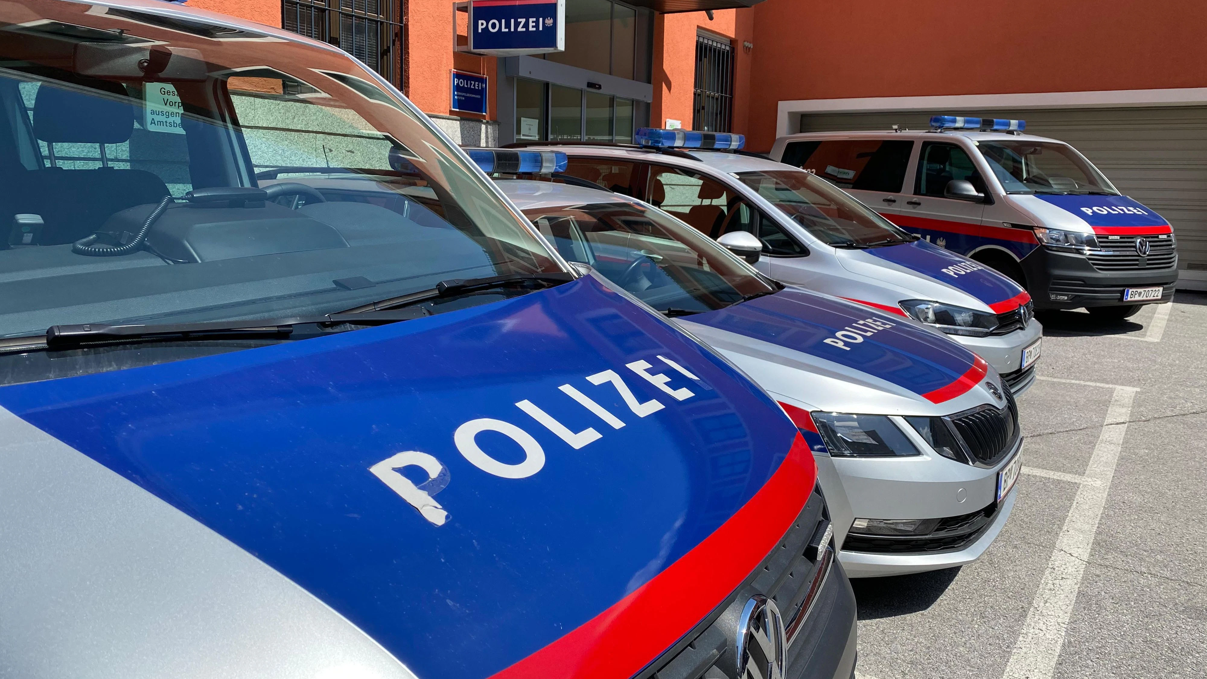 Die Ermittlungen der Polizei laufen.