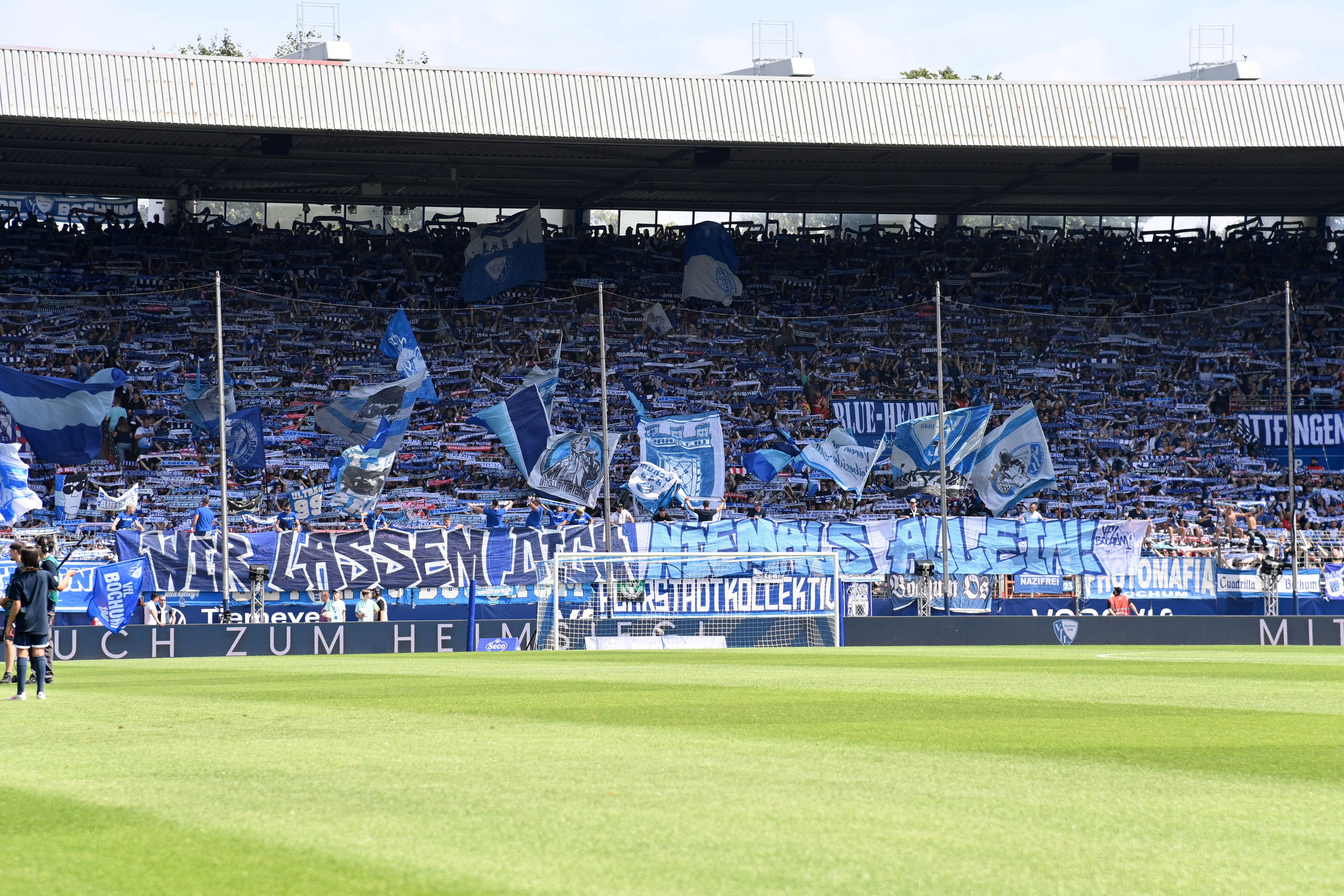 Bochum-Fans im Ruhrstadion