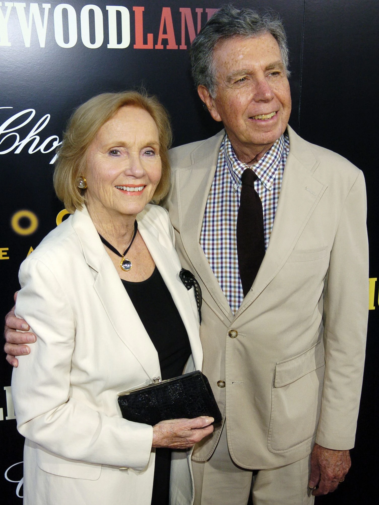 Die Schauspielerin Eva Marie Saint und ihr Ehemann Jeffrey Hayden bei der Premiere des Films „Hollywoodland“ am 7. September 2006 in der Academy of Motion Picture Arts and Sciences in Beverly Hills, Kalifornien.