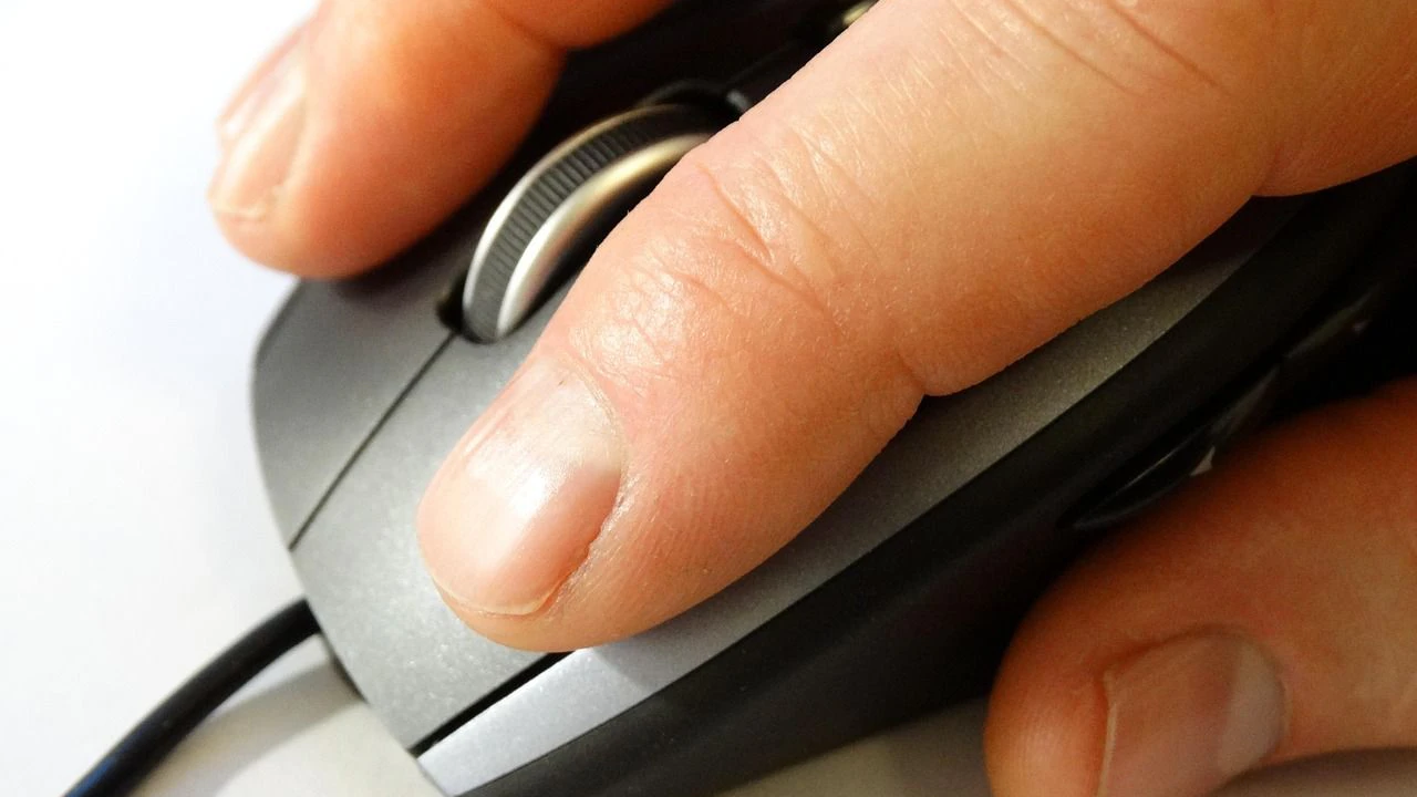 Heute.at - 26 Jahre alter Windows-Trick sorgt für Staunen
