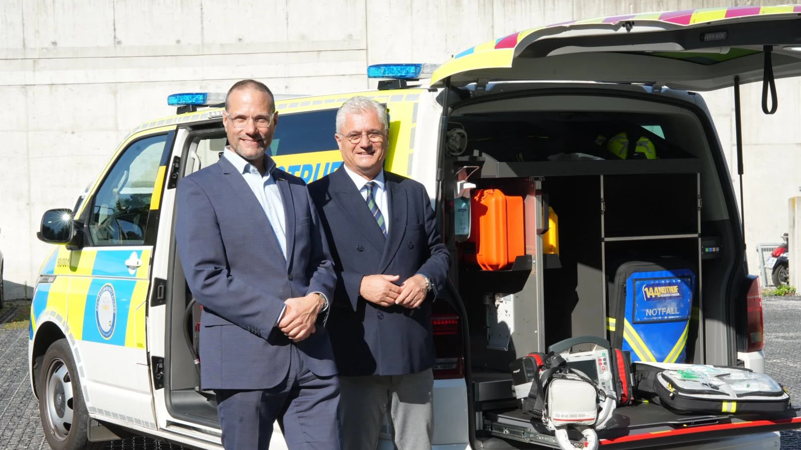 Landesrat Martin Antauer (FPÖ Niederösterreich), Christian Fohringer (Geschäftsführer Notruf Niederösterreich)
