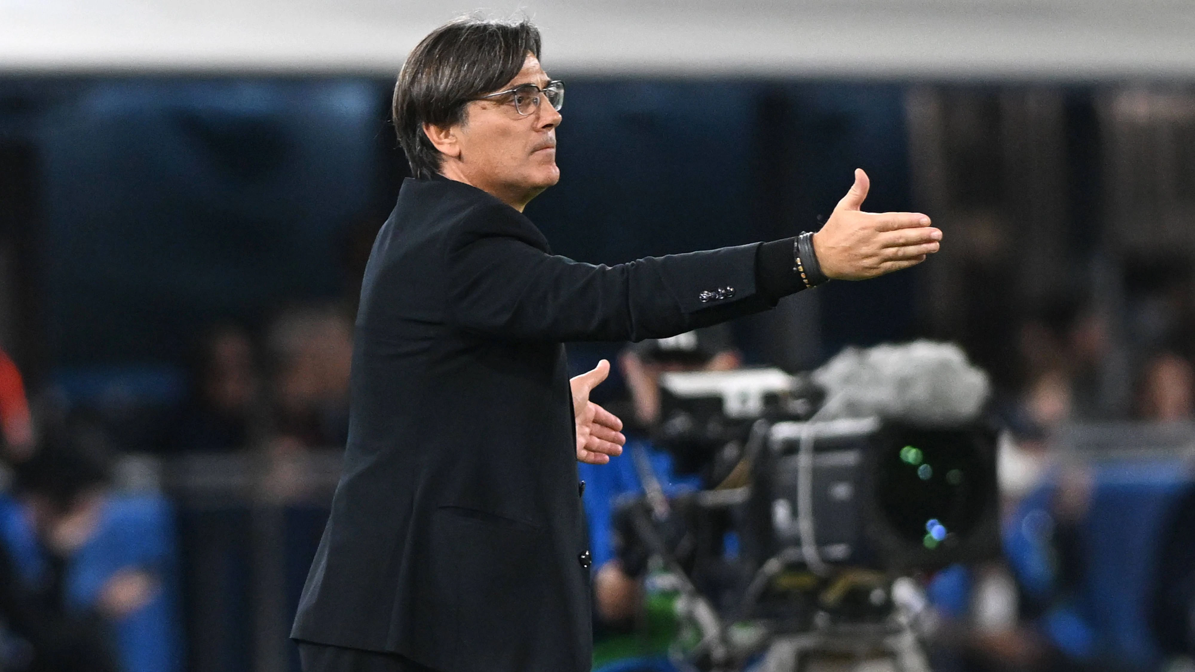 Türkei-Teamchef Vincenzo Montella muss wohl bald seinen Hut nehmen. 