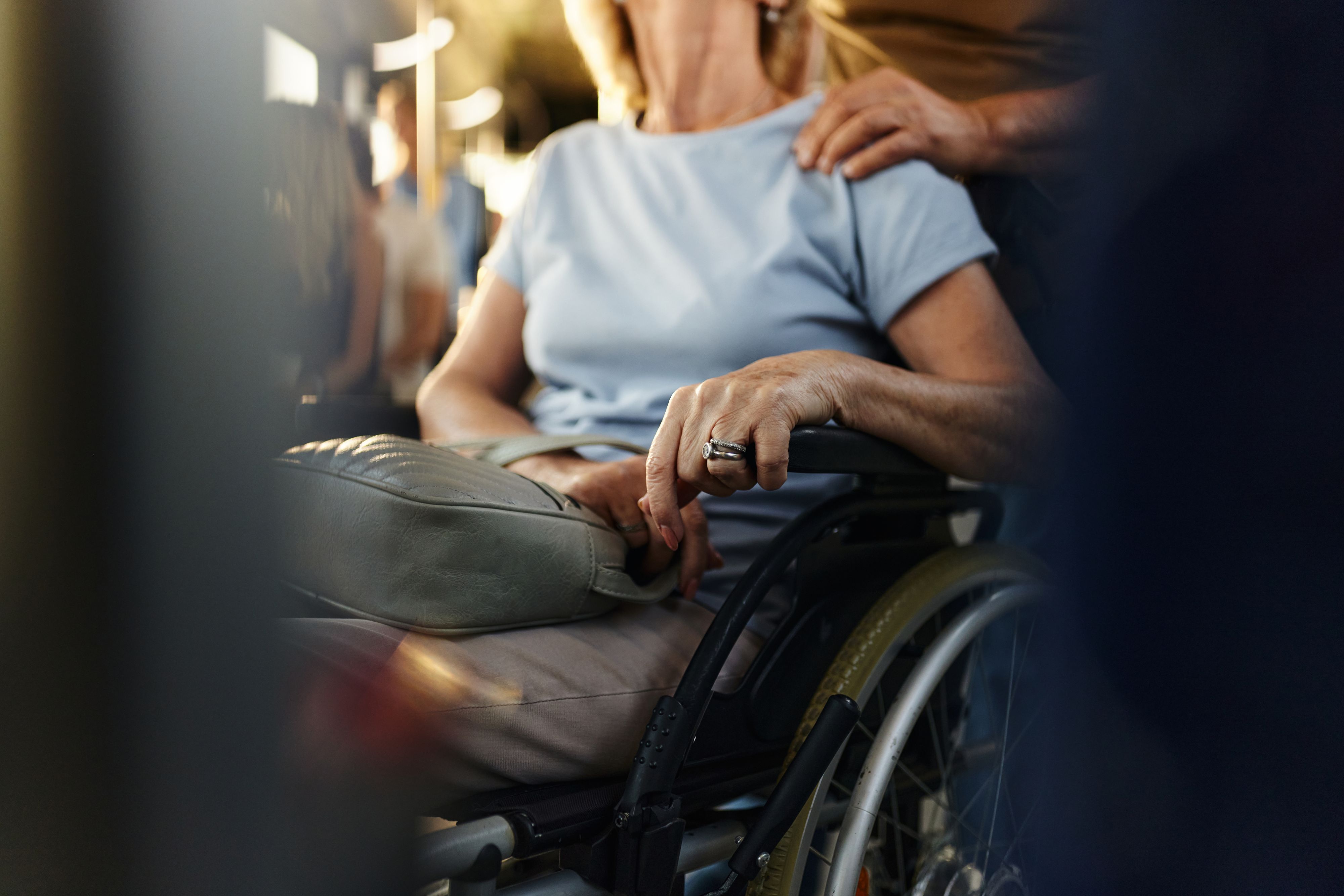 Heute.at - Seniorin geschlagen – Pflegerin steht vor Gericht