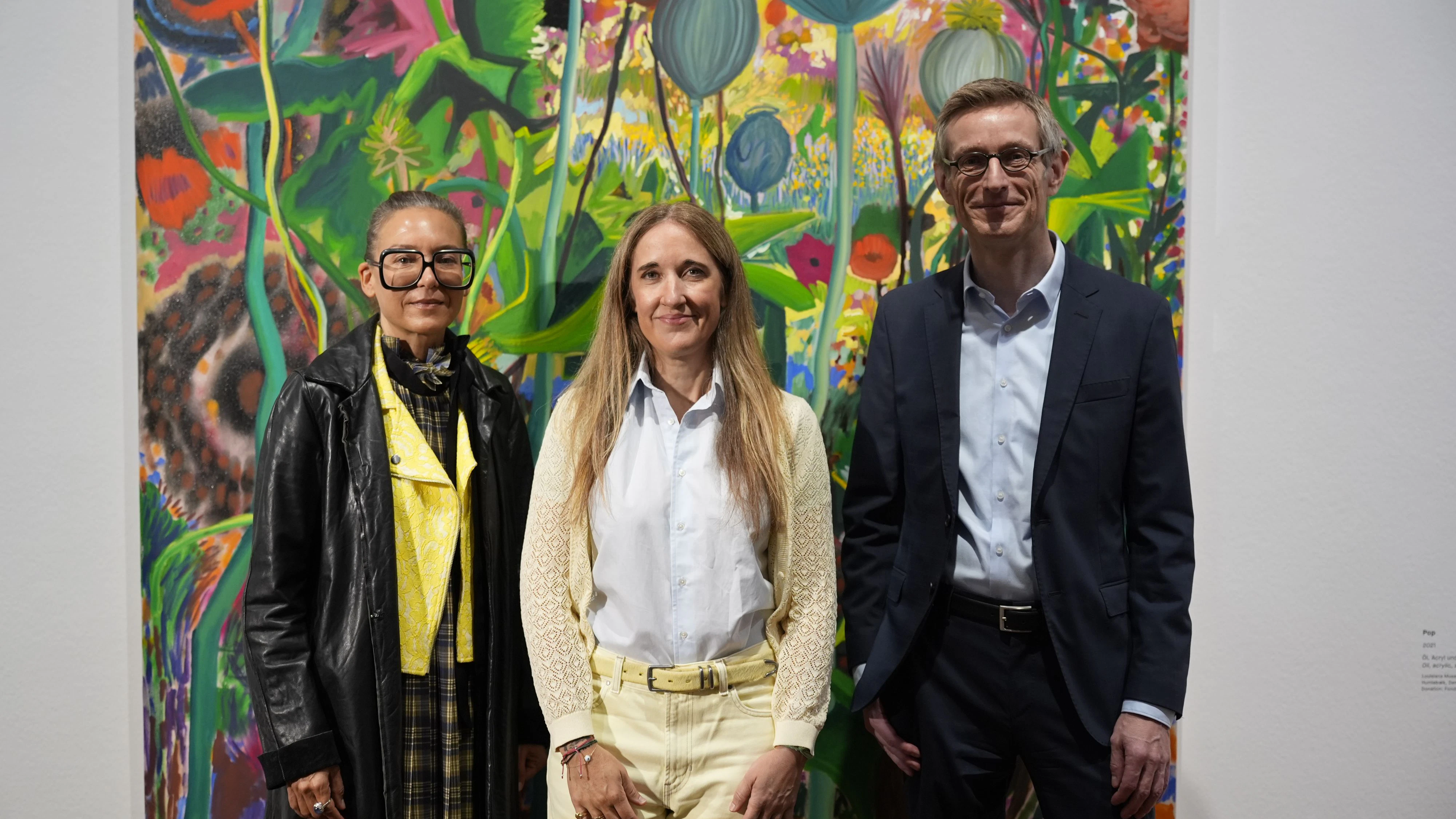 Kuratorin Angela Stief, Künstlerin Shara Hughes und Direktor Ralph Gleis (v.l.).