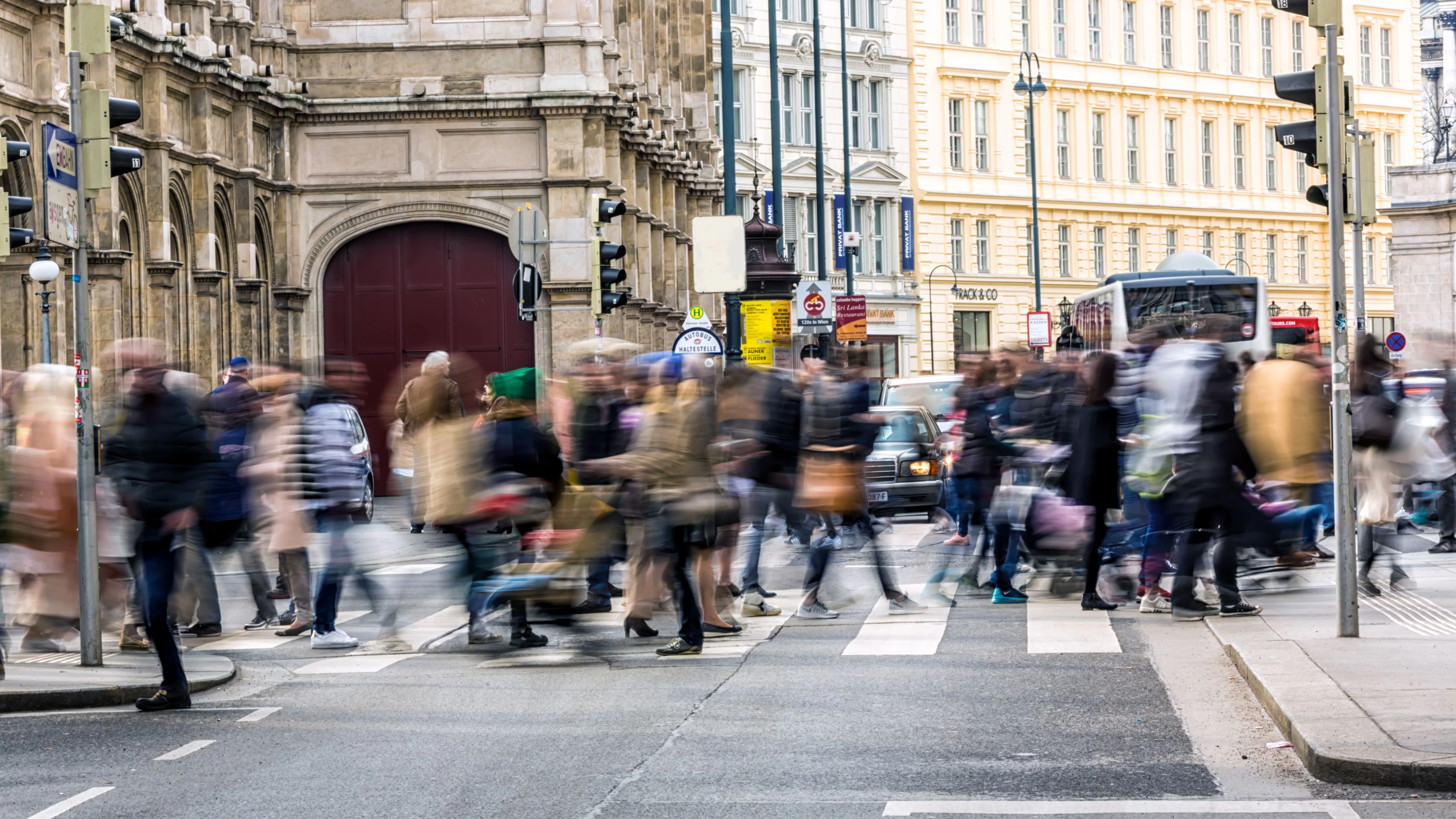 Unter den Betroffenen befinden sich laut den Grünen knapp 33.000 Kinder.