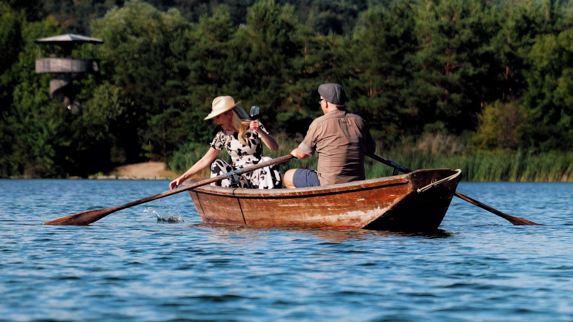 Platsch - hier landet Silvia Schneiders Handy im See