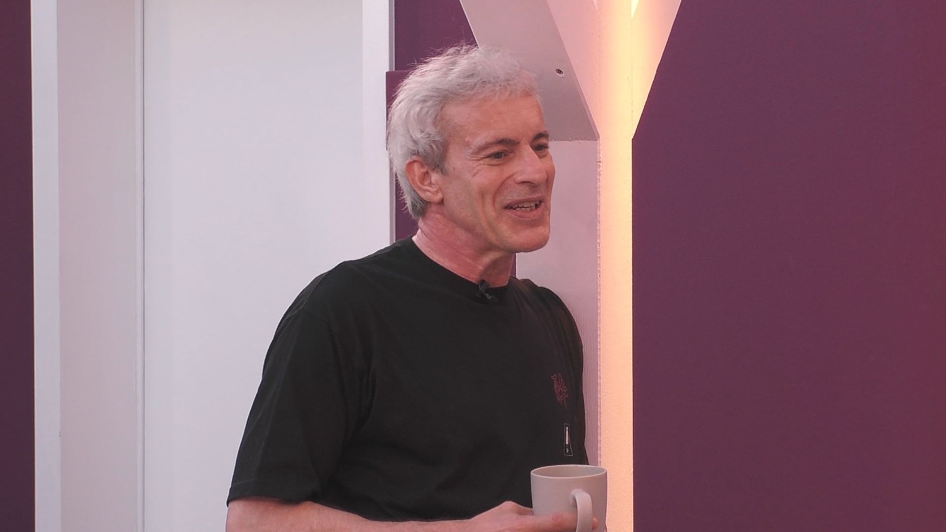 Gedeon Burkhard spricht im 