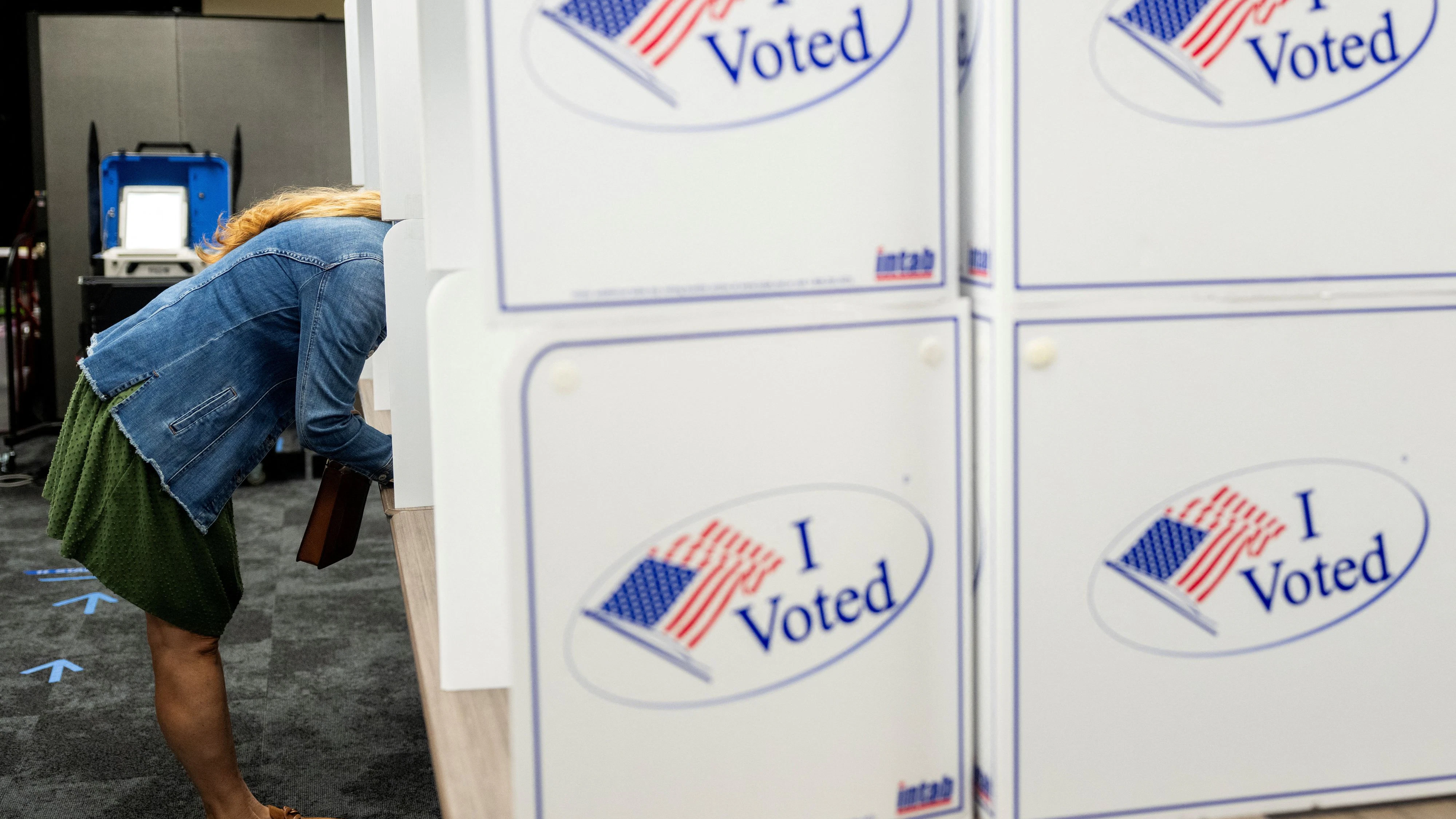 In vielen US-Bundesstaaten laufen derzeit die Fristen für die Wählerregistrierung (Registration) sowie die Anträge auf Briefwahl für die anstehenden Midterm-Wahlen am 3. November 2026.
