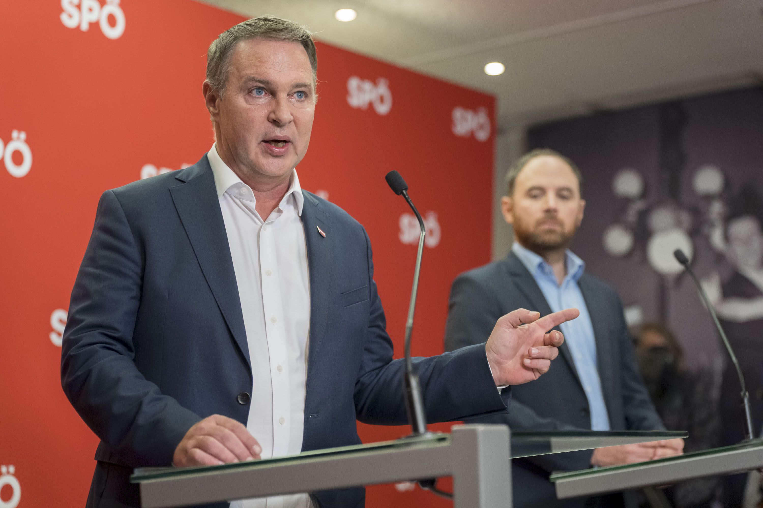 Babler mit Geschäftsführer Seltenheim