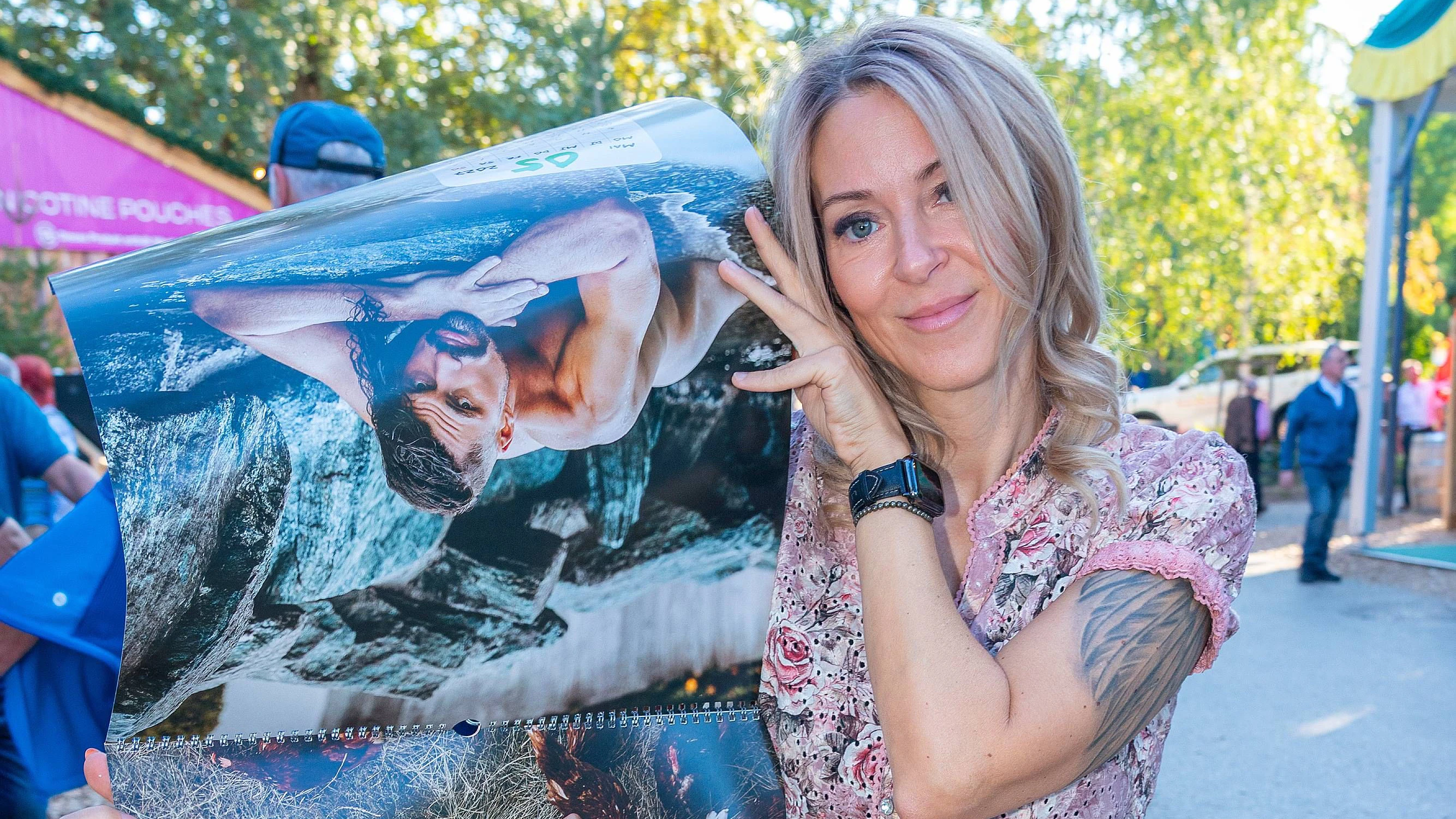 Heute.at - Nackt ausziehen? Simone Lugner nennt eine Bedingung