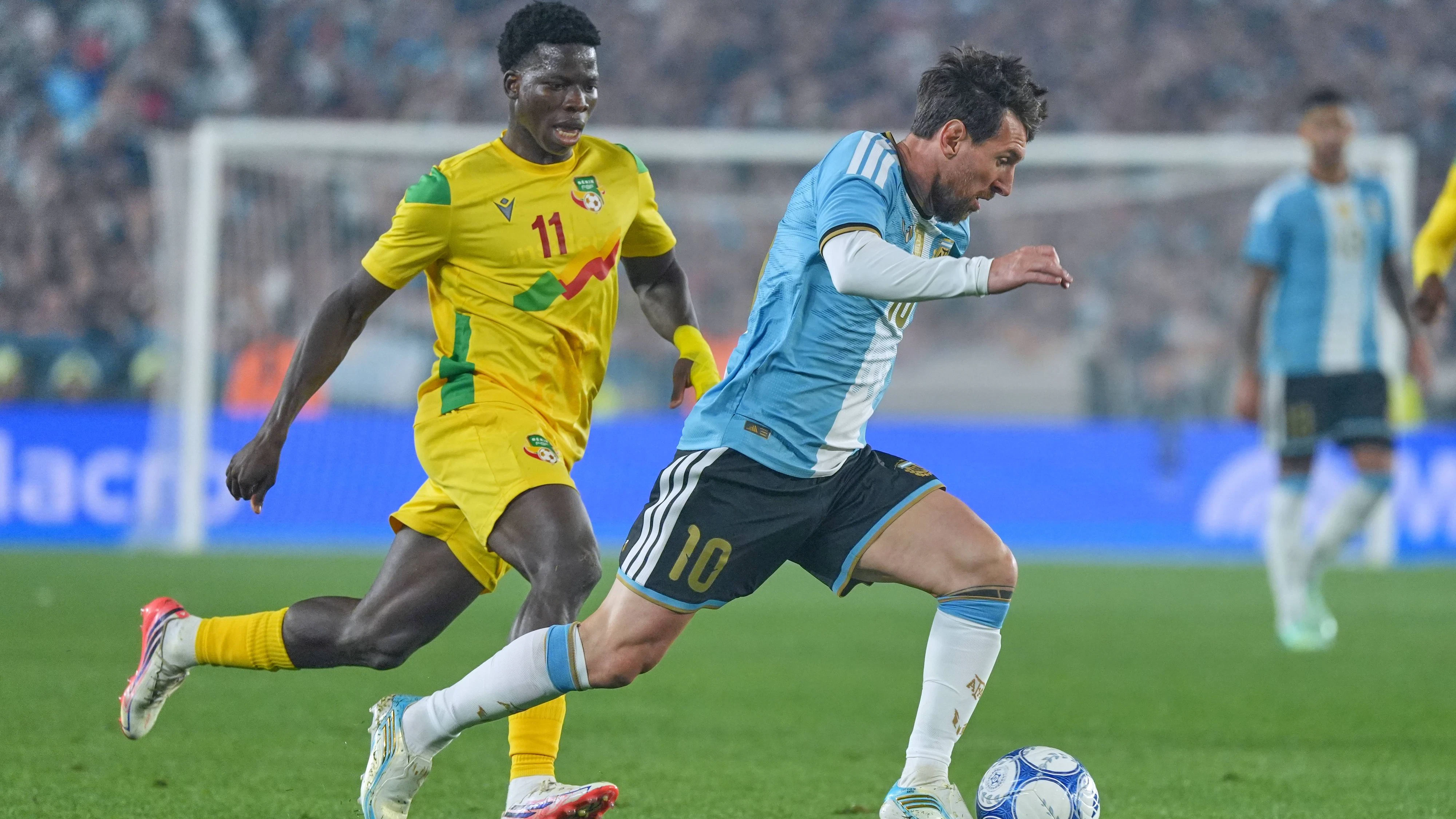 Messi bade farewell to Argentina in the friendly match against Benin BUENOS AIRES, ARGENTINA - OCTOBER 6: Argentine football legend and national team, Nationalteam captain Lionel Messi 10 in action during his farewell match in front of over 80,000 spectators at the Monumental Stadium, in Buenos Aires, Argentina on October 6, 2026. Argentine football star Lionel Messi played his final international match, Länderspiel, Nationalmannschaft in the friendly game between Argentina and Benin. The 39-year-old walk onto the stadium pitch for the final time in the sky-blue and white jersey, entering his farewell as Argentina s record appearance-maker and leading scorer with 207 caps and 125 goals. Luciano Gonzalez / Anadolu Buenos Aires Argentina. Editorial use only. Please get in touch for any other usage. PUBLICATIONxNOTxINxTURxUSAxCANxUKxJPNxITAxFRAxAUSxESPxBELxKORxRSAxHKGxNZL Copyright: x2026xAnadoluxLucianoxGonzalezx