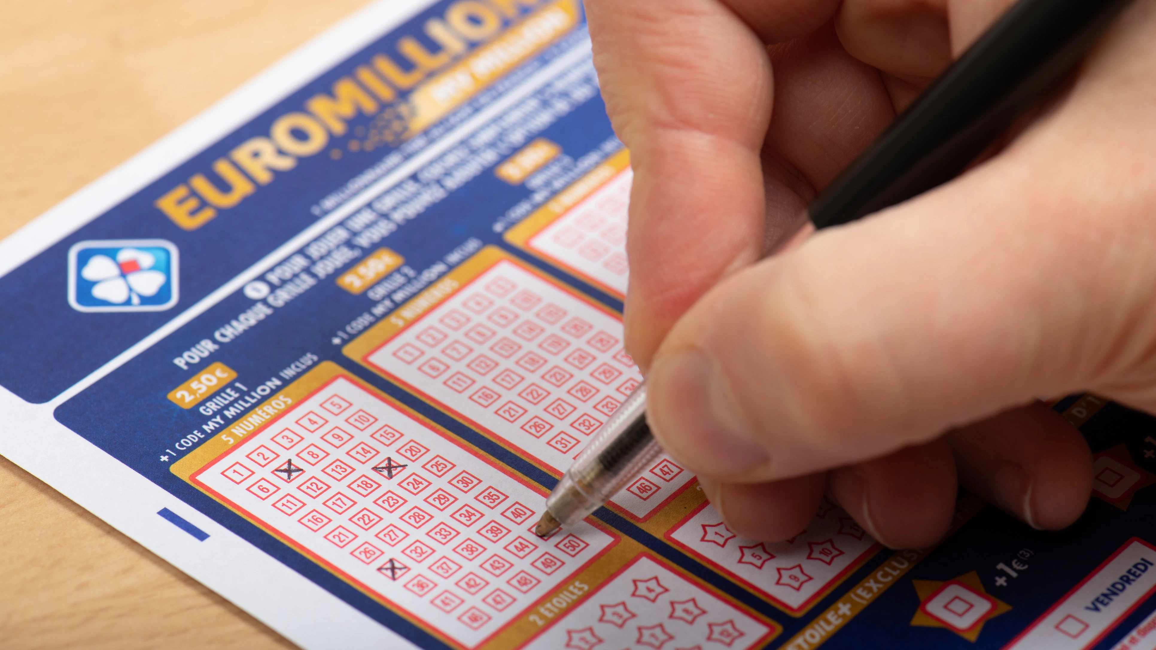 . Bei der Ziehung von "EuroMillions HotPicks" sicherte sie sich eine Million Pfund