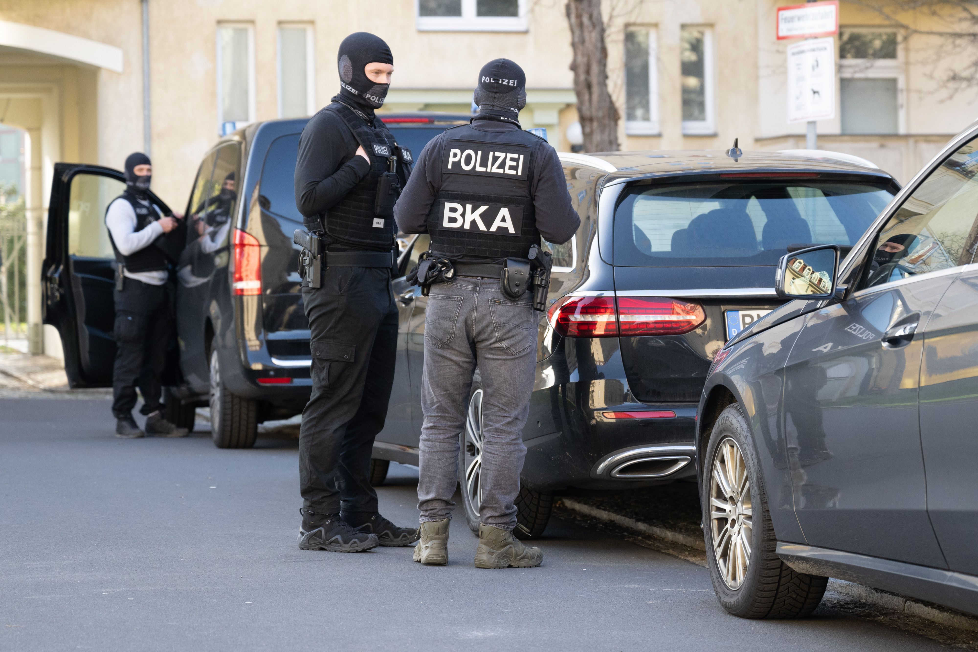 Hausdurchsuchungen und Festnahme bei bundesweitem Joint-Action-Day gegen Rechtsextremismus
