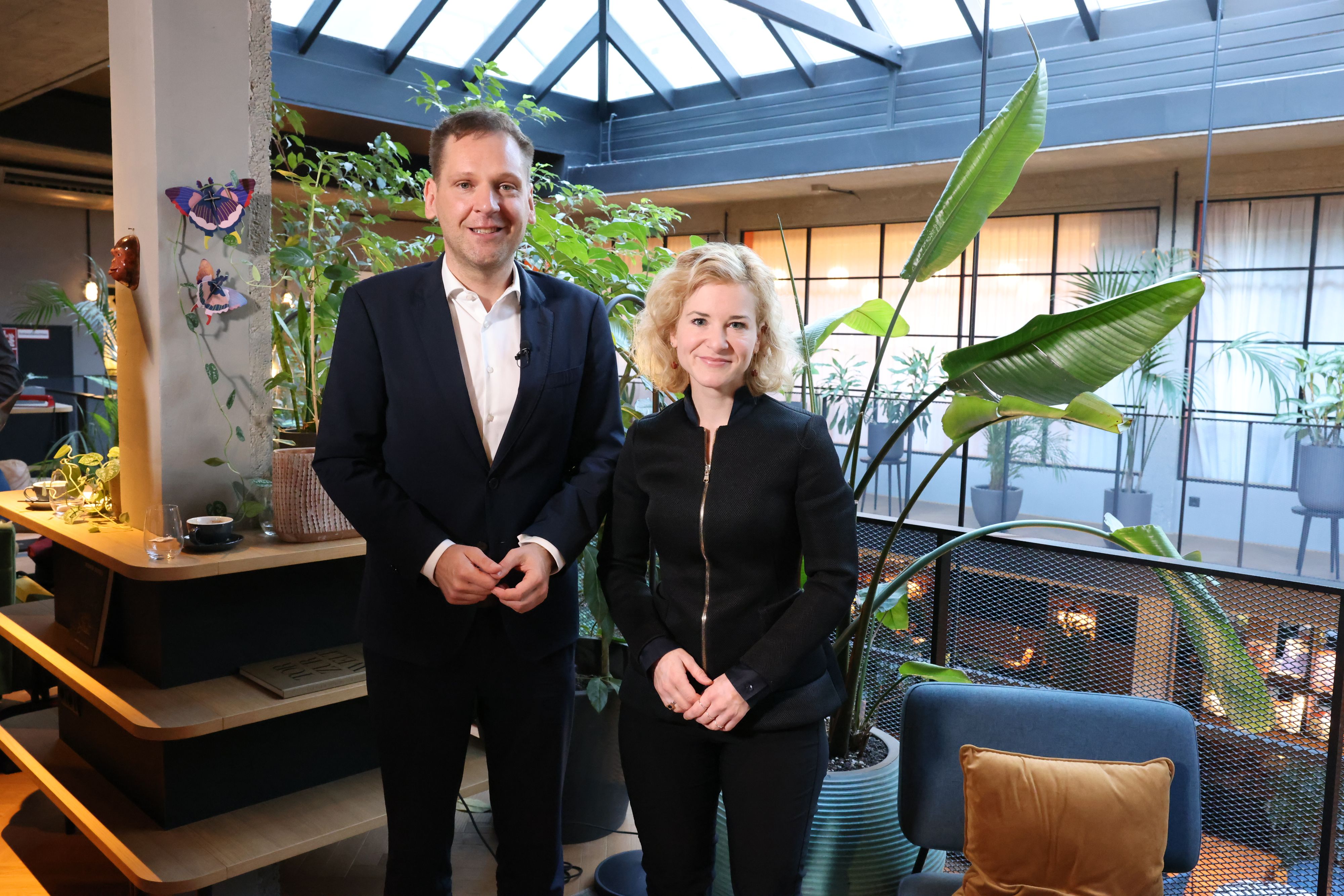 Philip Kucher und Eva-Maria Holzleitner bei ihrem ersten gemeinsamen Pressegespräch.