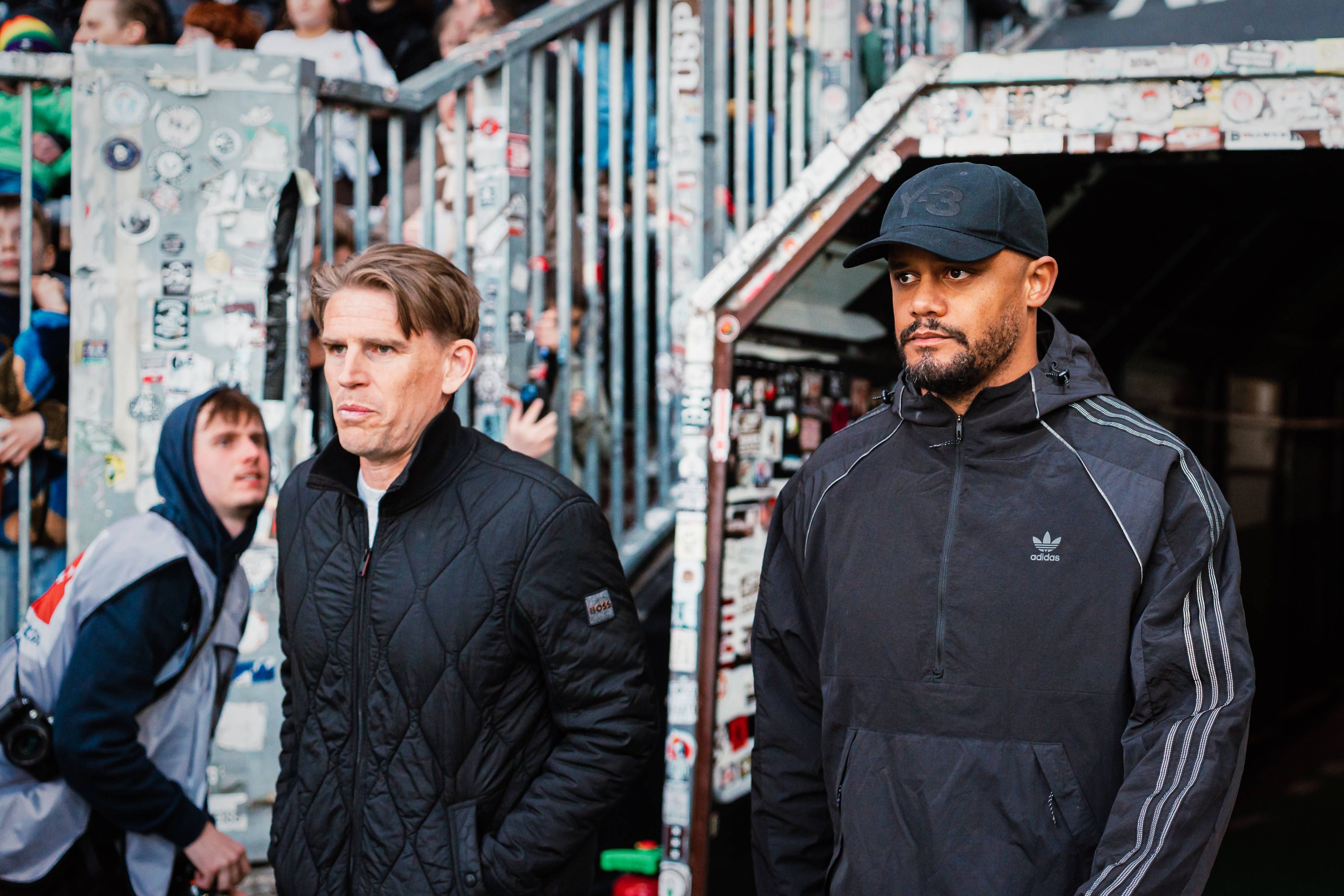 Christoph Freund und Vincent Kompany.