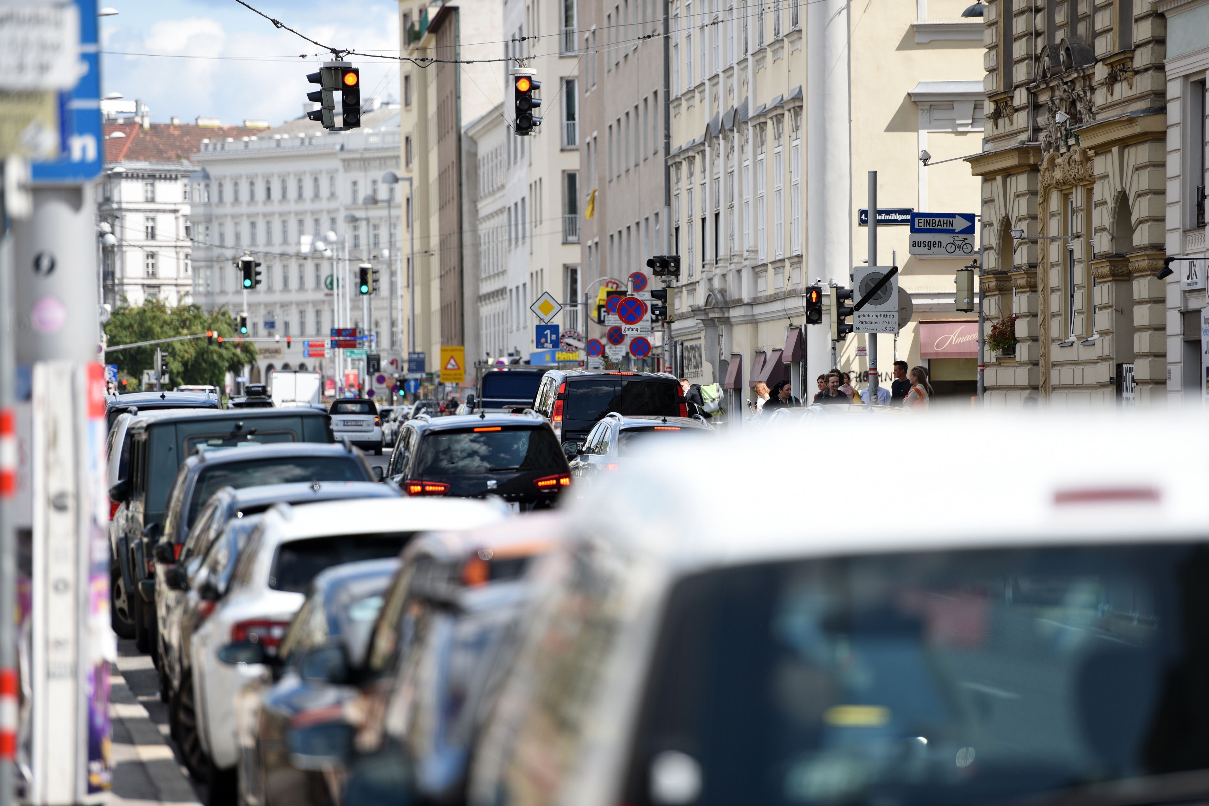 Autofahrer müssen in Wien mit Staus und Verkehrsverzögerungen rechnen.