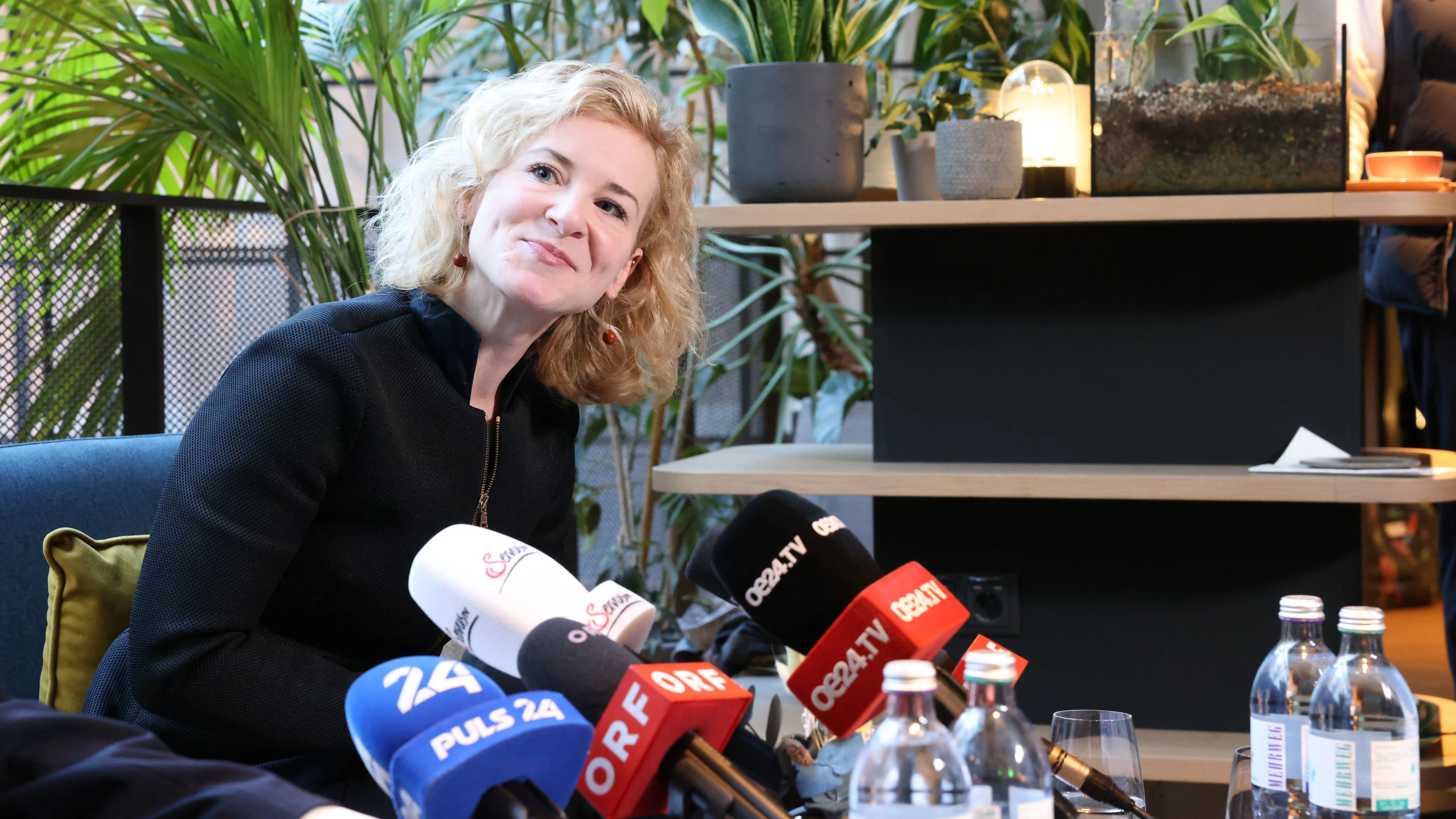 Eva-Maria Holzleitner
