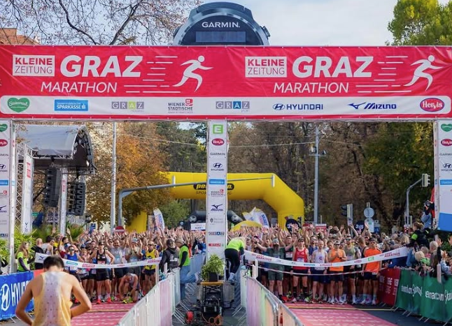 Für den Graz Marathon 2026 (9. bis 11. Oktober 2026) wird ein historischer Teilnehmerrekord von über 15.000 angemeldeten Sportlerinnen und Sportlern verzeichnet.